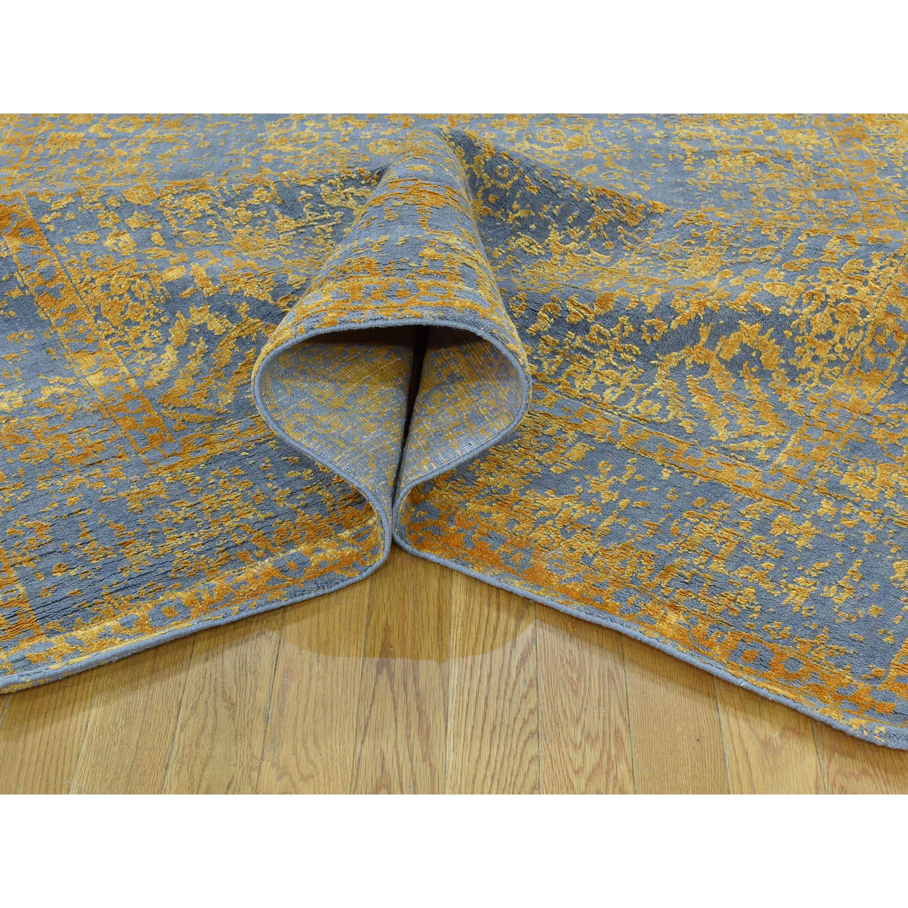 5-10 x8-10  Hand-Loomed Wool and Art Silk Broken Kashan Design Rug 