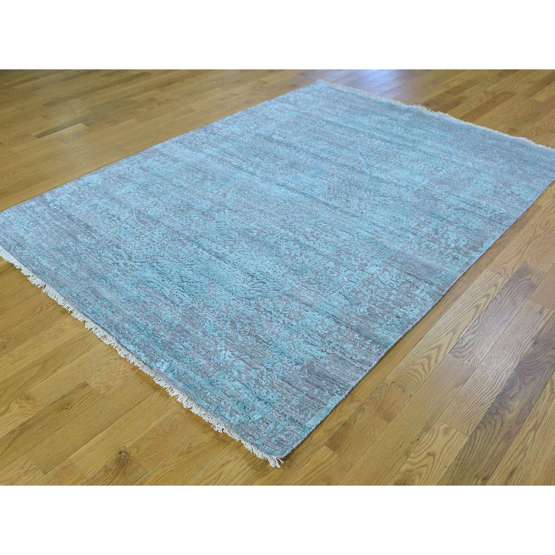 5-x6-10  Hand-Knotted Wool and Silk Broken Persian Design Oriental Rug 
