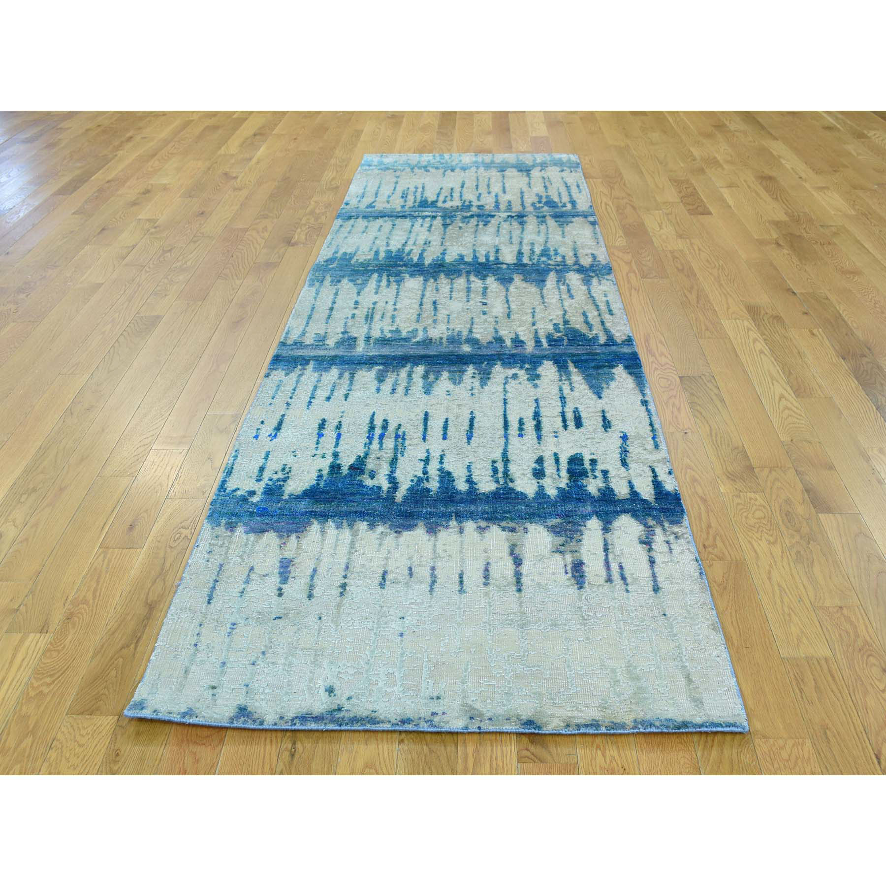 3-x10-1  THE CARDIAC Hand-Knotted Sari Silk with Textured Wool Runner Rug 