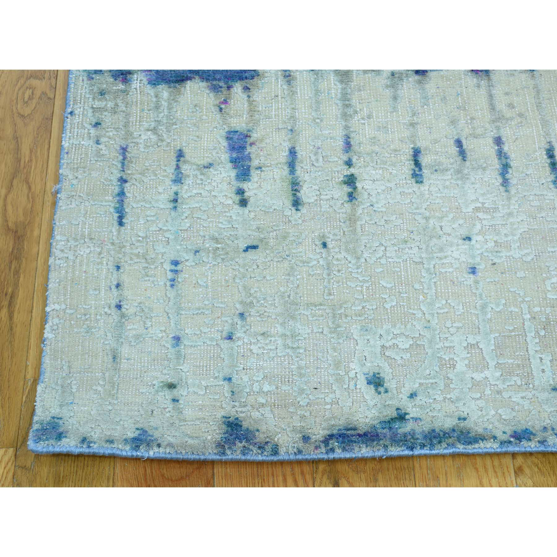 3-x10-1  THE CARDIAC Hand-Knotted Sari Silk with Textured Wool Runner Rug 
