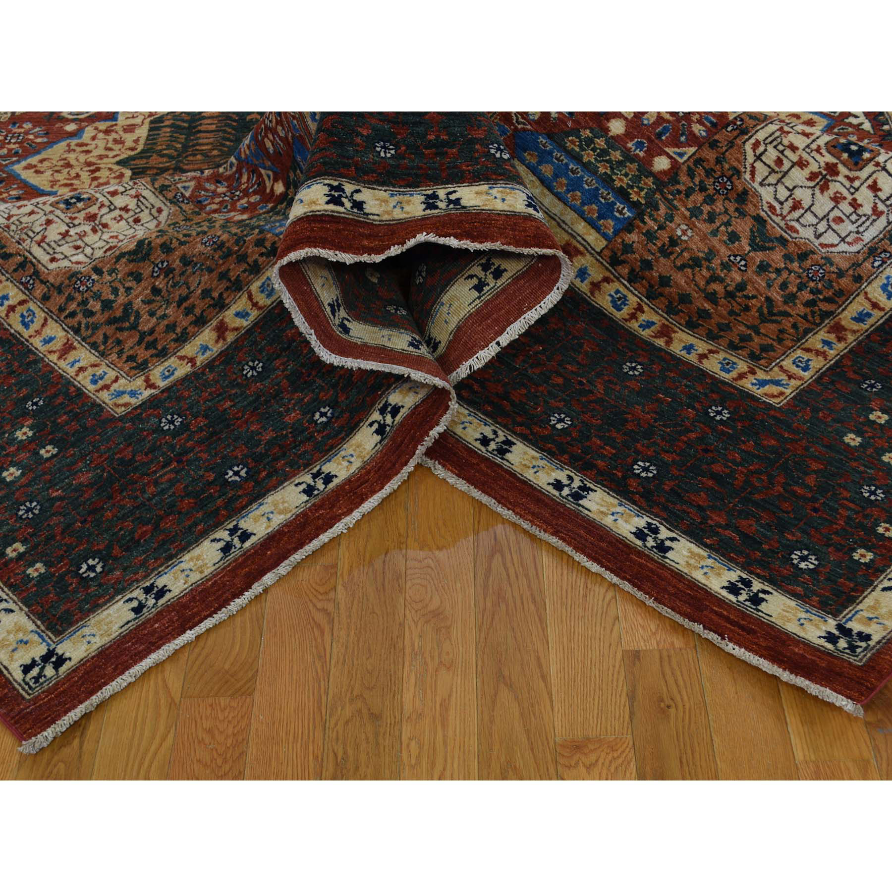 8-1 x10- Peshawar with Mamluk Design Hand-Knotted Pure Wool Oriental Rug 