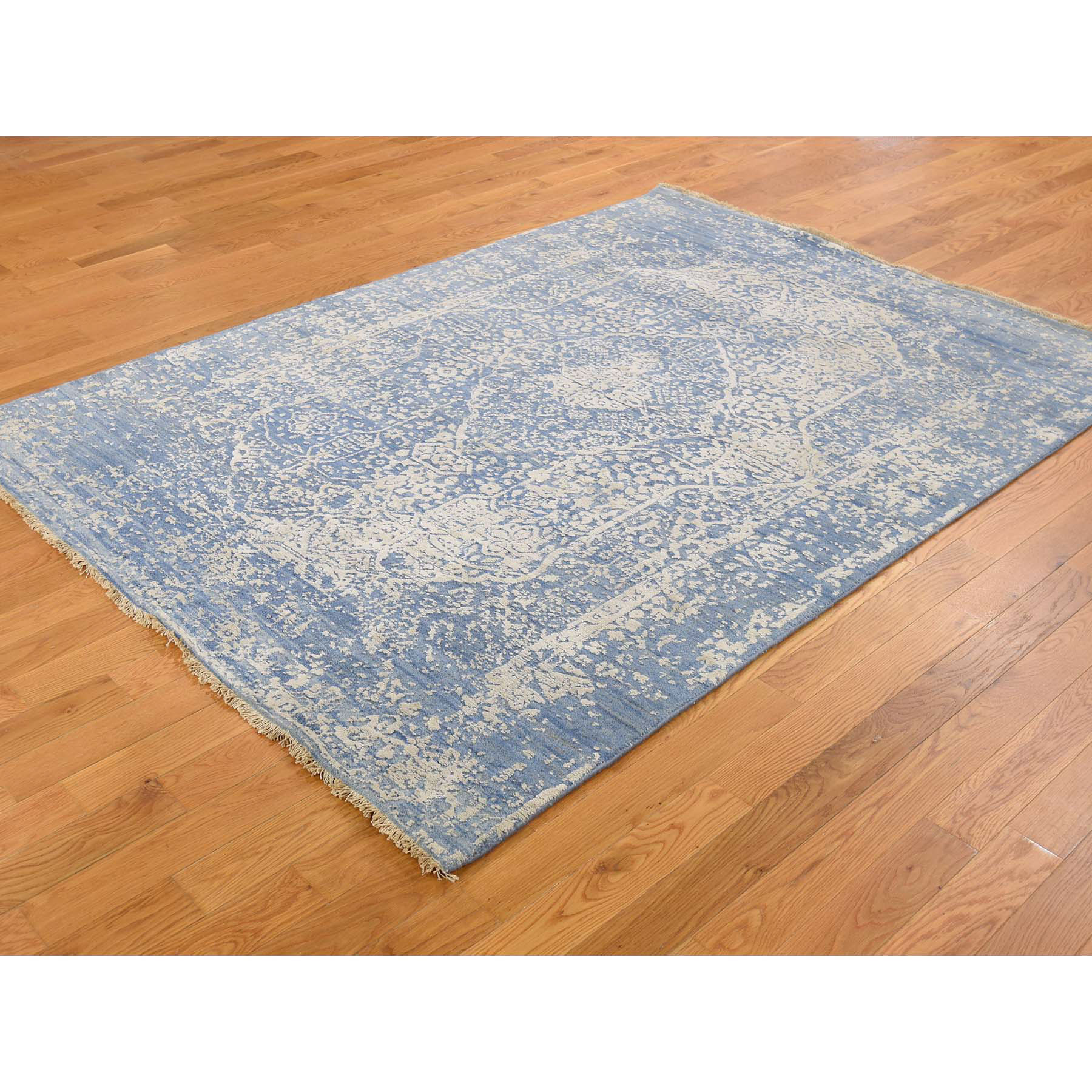 5-1--x7- Denim Blue Wool and Pure Silk Hand-Knotted Broken Persian Design Rug 