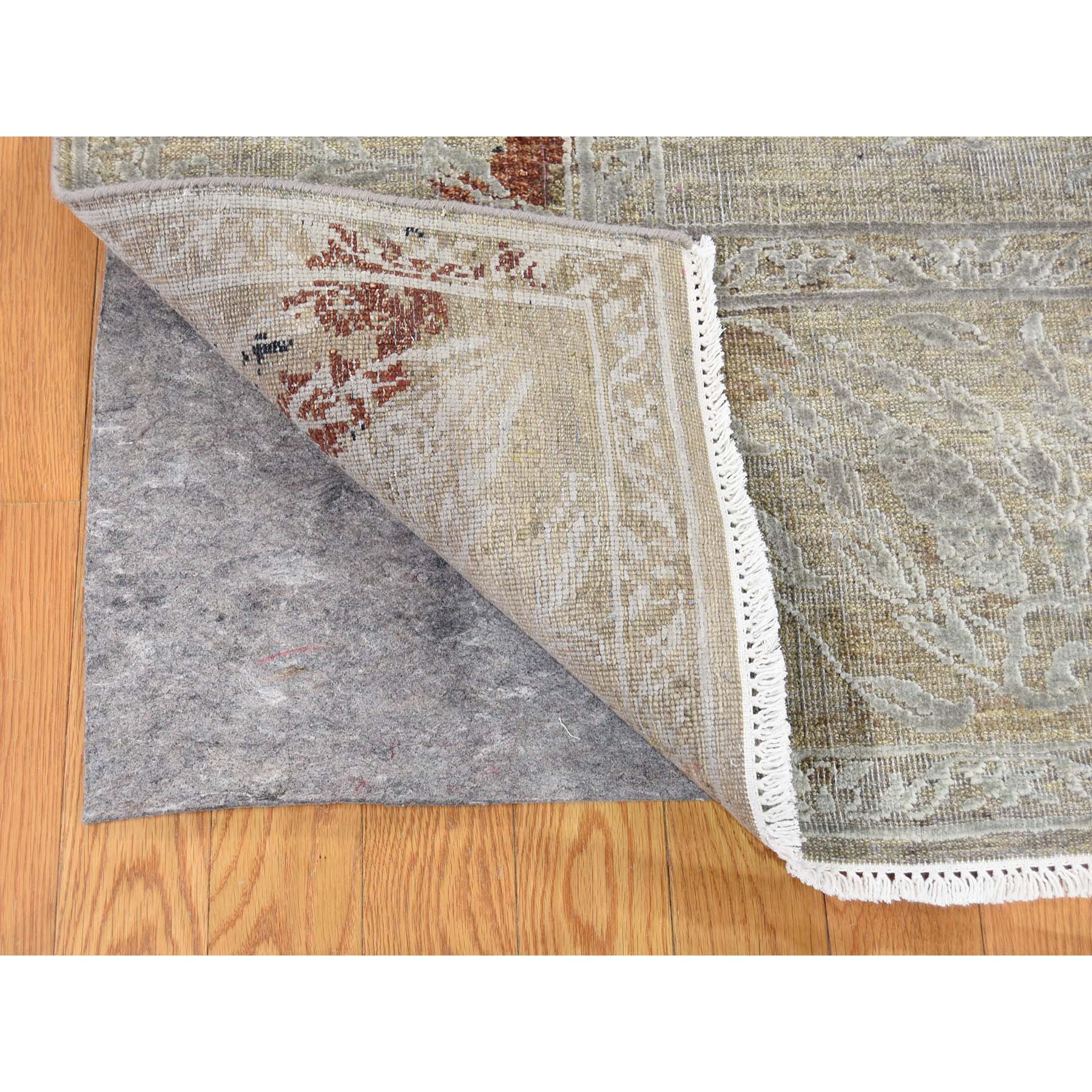 9-1 x12-2  Silk With Textured Wool Broken Tulip Design Hand-Knotted Oriental Rug 