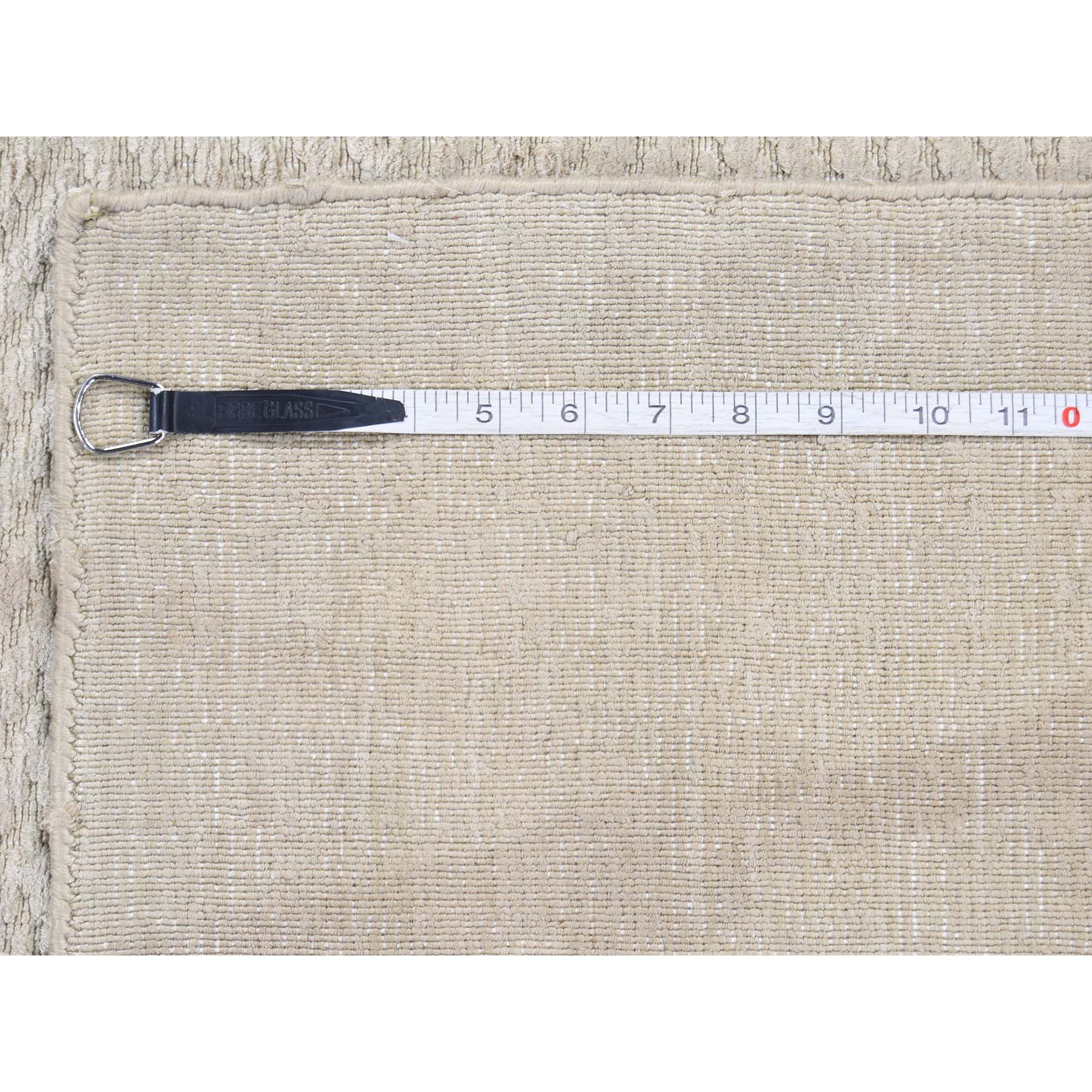 8-8 x11 8 Hand-Loomed Art Silk Tone on Tone Oriental Rug 