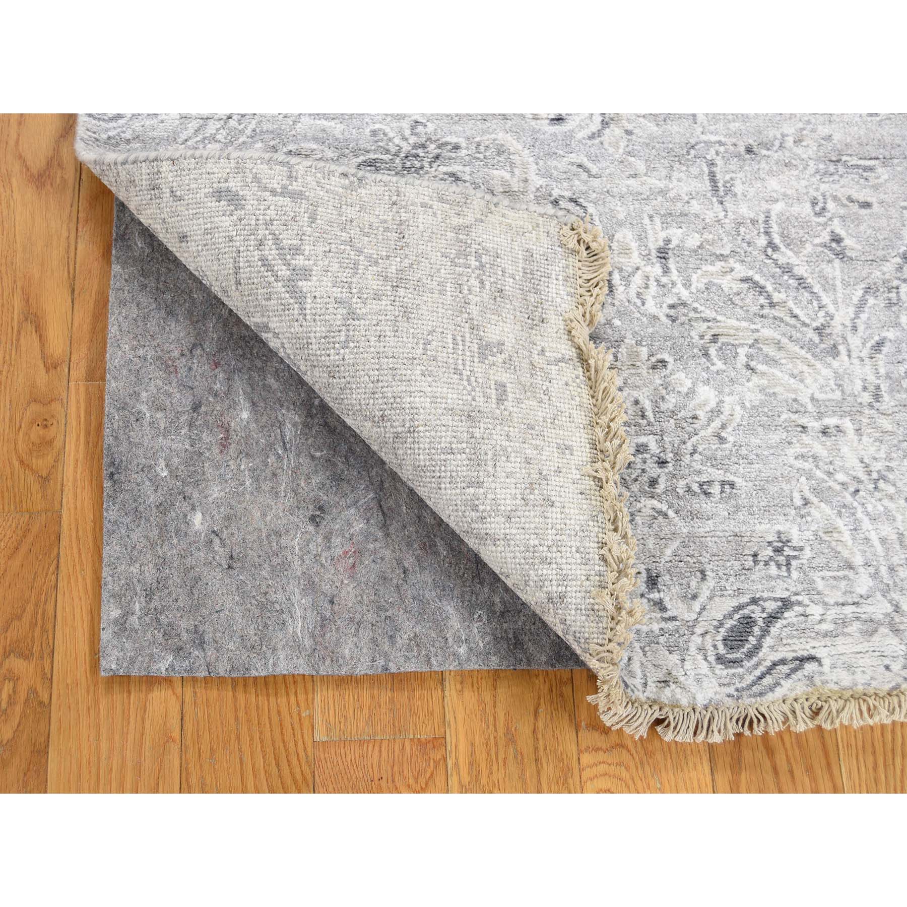 2-7 x5-10  Hand-Knotted Damask Tone On Tone Wool and Silk Hi-Lo Pile Runner Oriental Rug 