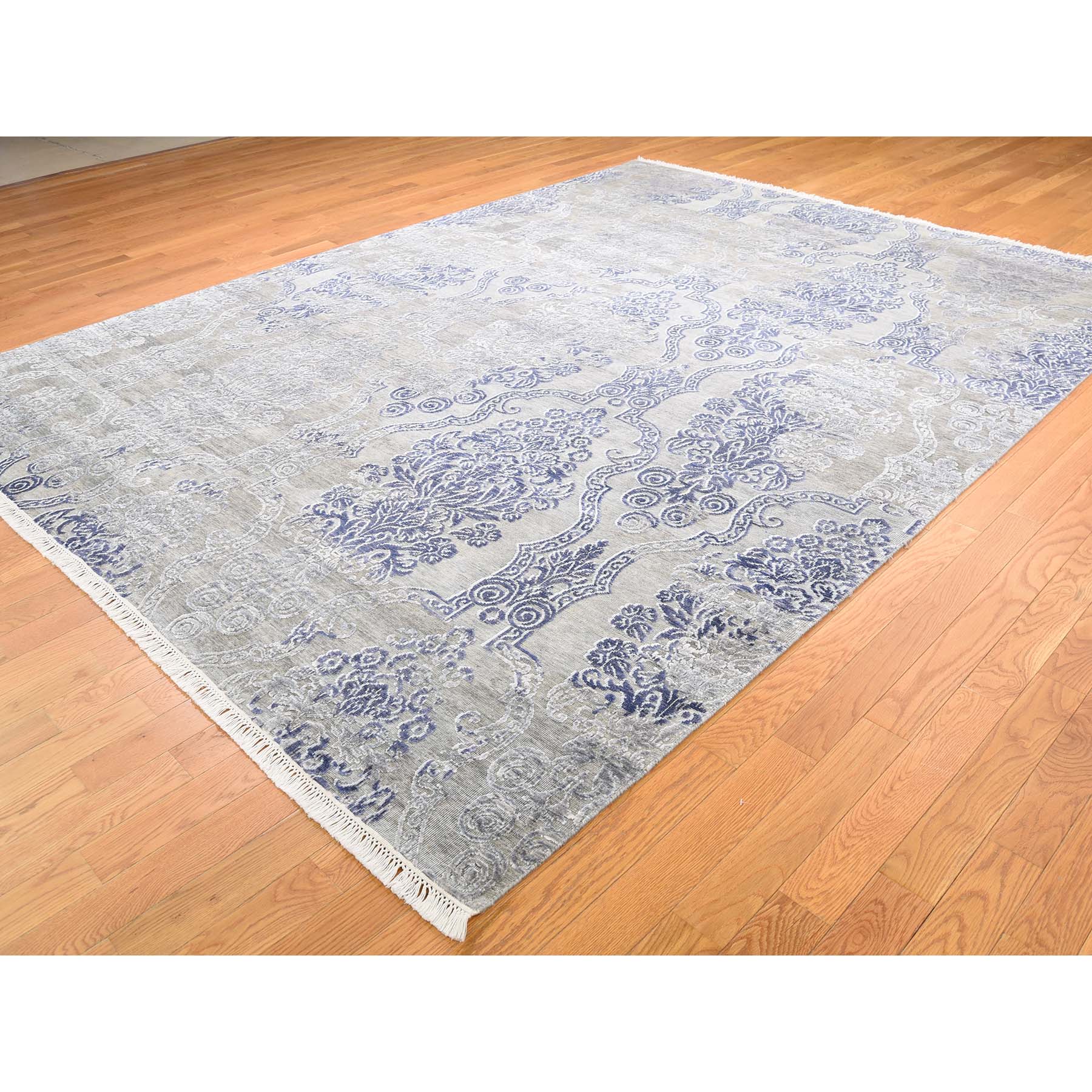 8-x10-4  Silk with Textured Wool Hand-Knotted Transitional Rug 