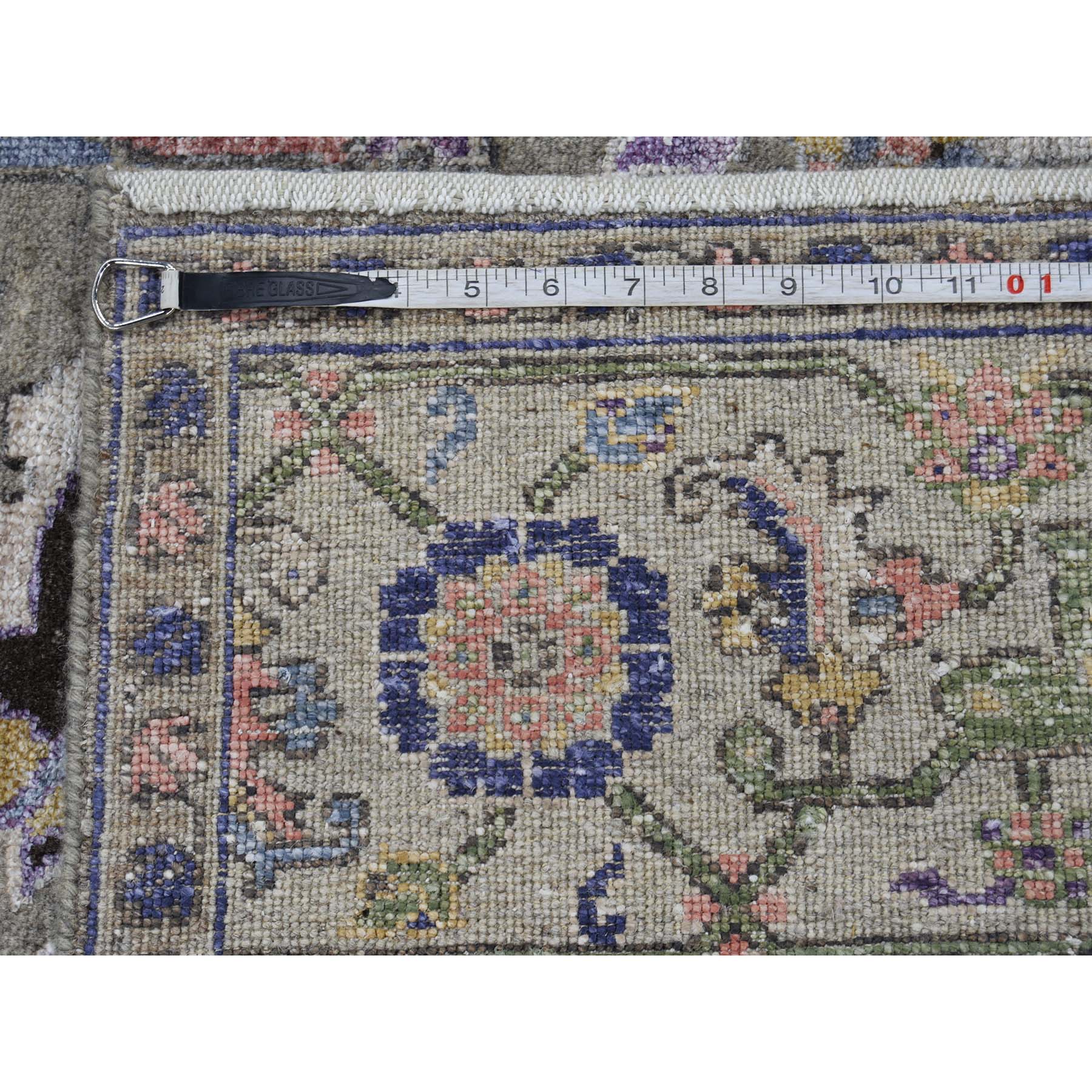 6-x9- Heriz Design Wool and Silk Hand-Knotted Oriental Rug 