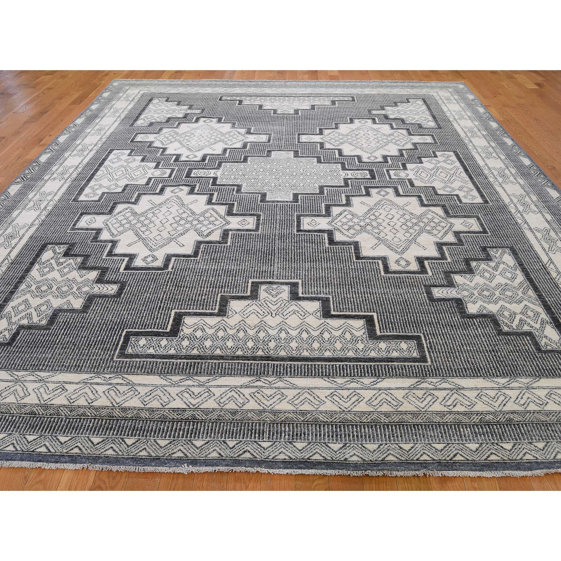 8-10 x12- Hand-Knotted Pure Wool Peshawar with Southwestern Motifs Oriental Rug 