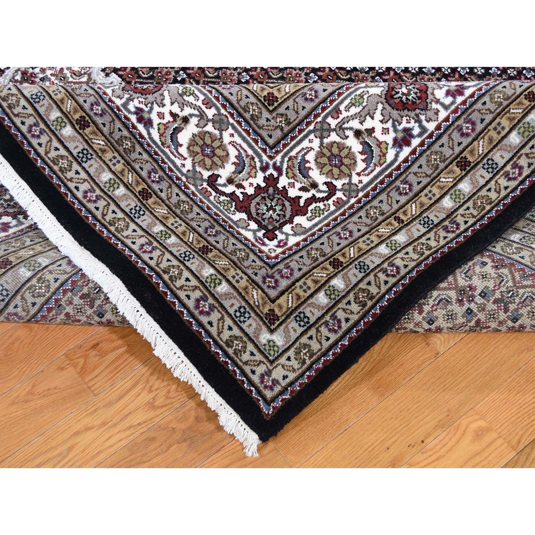 9-x9- Tabriz Mahi Wool and Silk Square Hand-Knotted Oriental Rug 