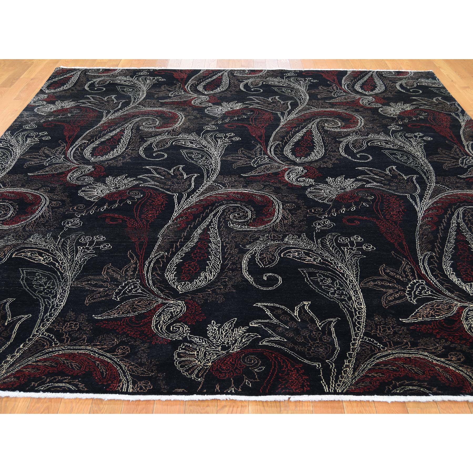 8-1 x10- Black Modern Tulip and Paisley Design Hand Knotted Oriental Rug 