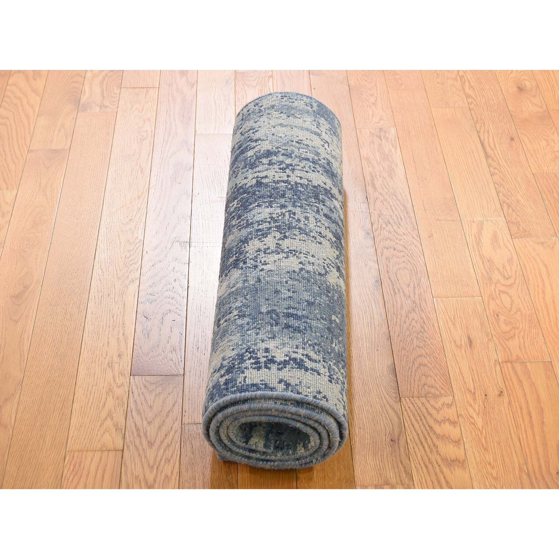 2-7 x6-1  Blue-Gray Abstract Design Wool and Pure Silk Hand-Knotted Oriental Runner Rug 