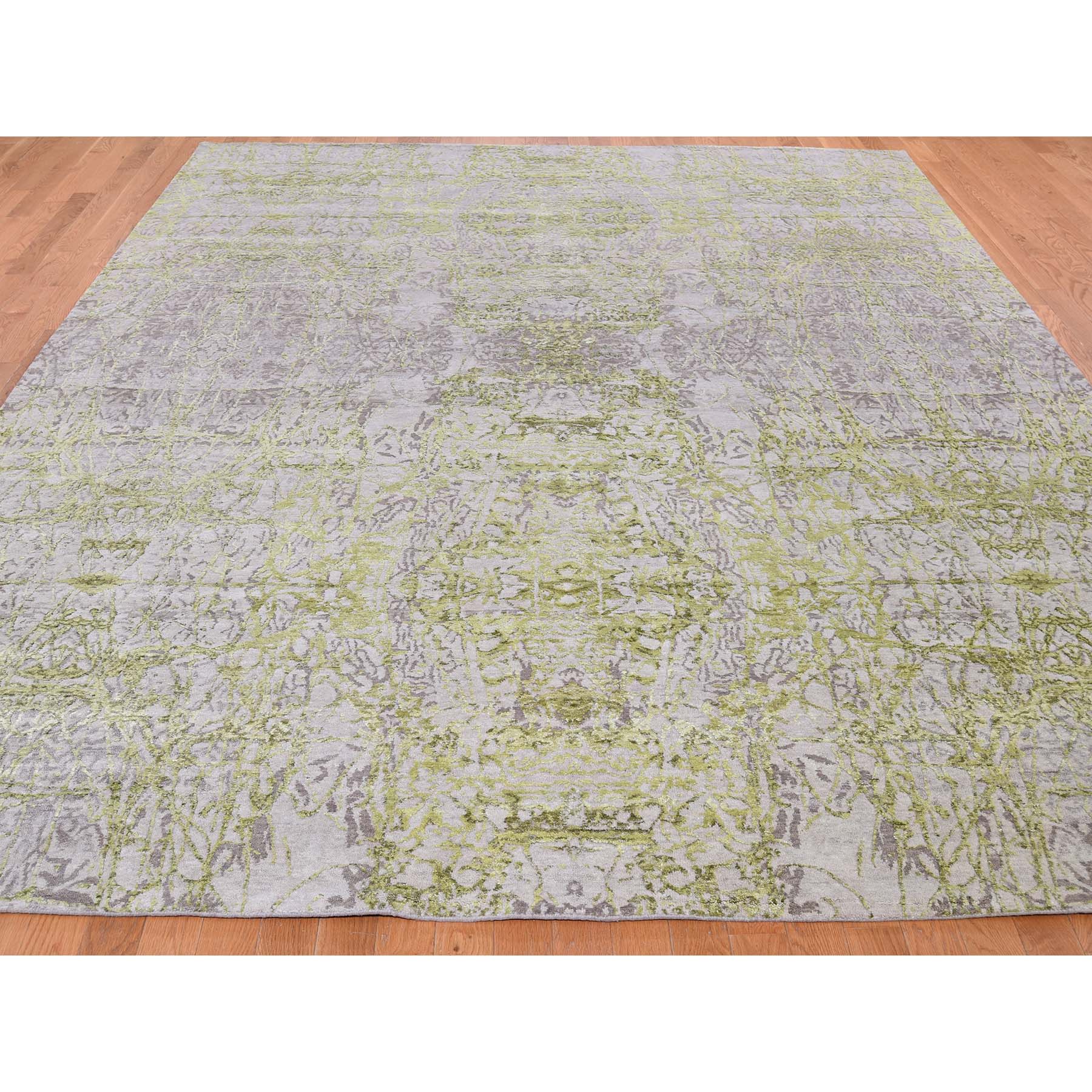 9-x11-9  Light Green Tone On Tone Wool And Silk Abstract Design Hand-Knotted Oriental Rug 