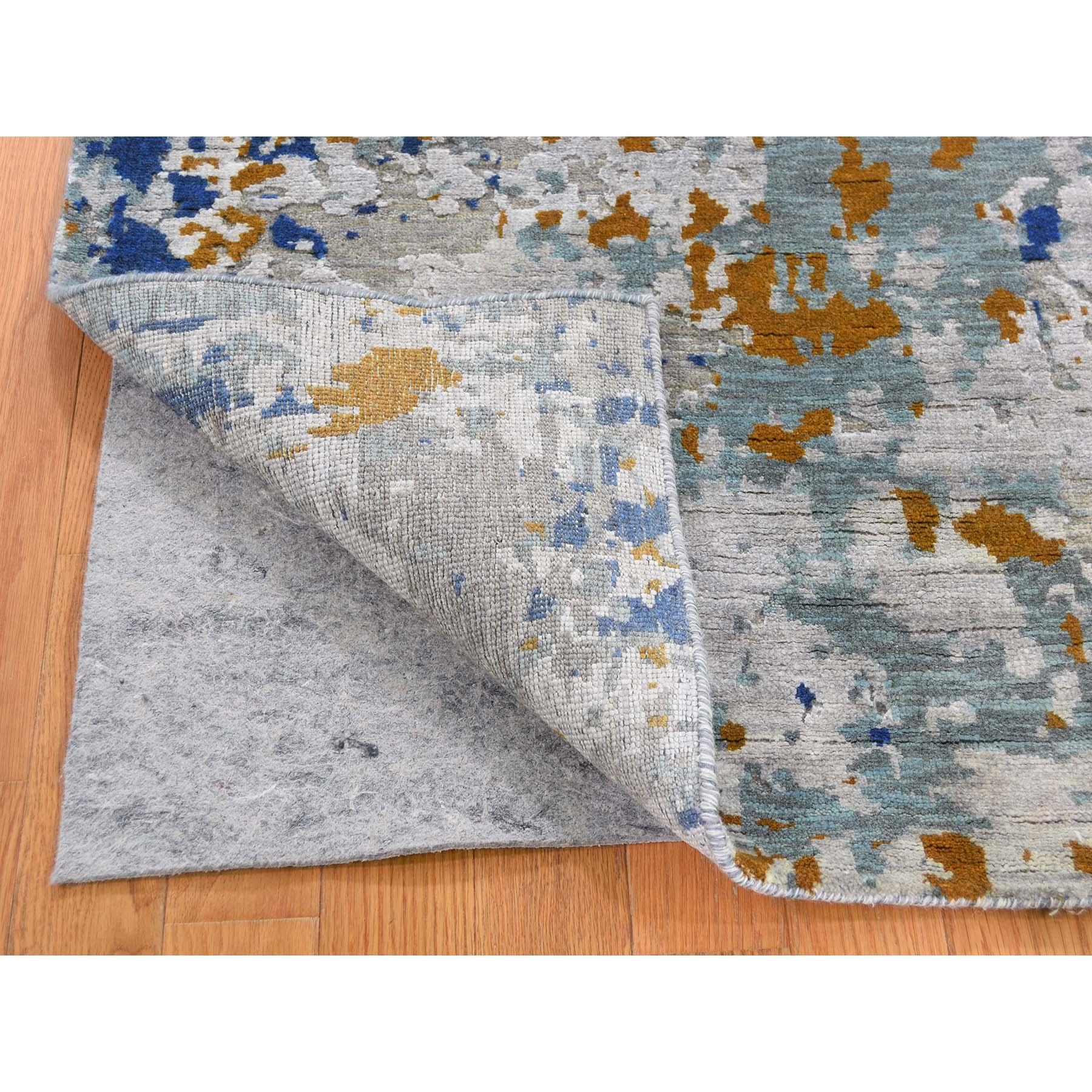 3-x5-1  Abstract Design Wool And Silk Hi-Low Pile Hand-Knotted Oriental Rug 