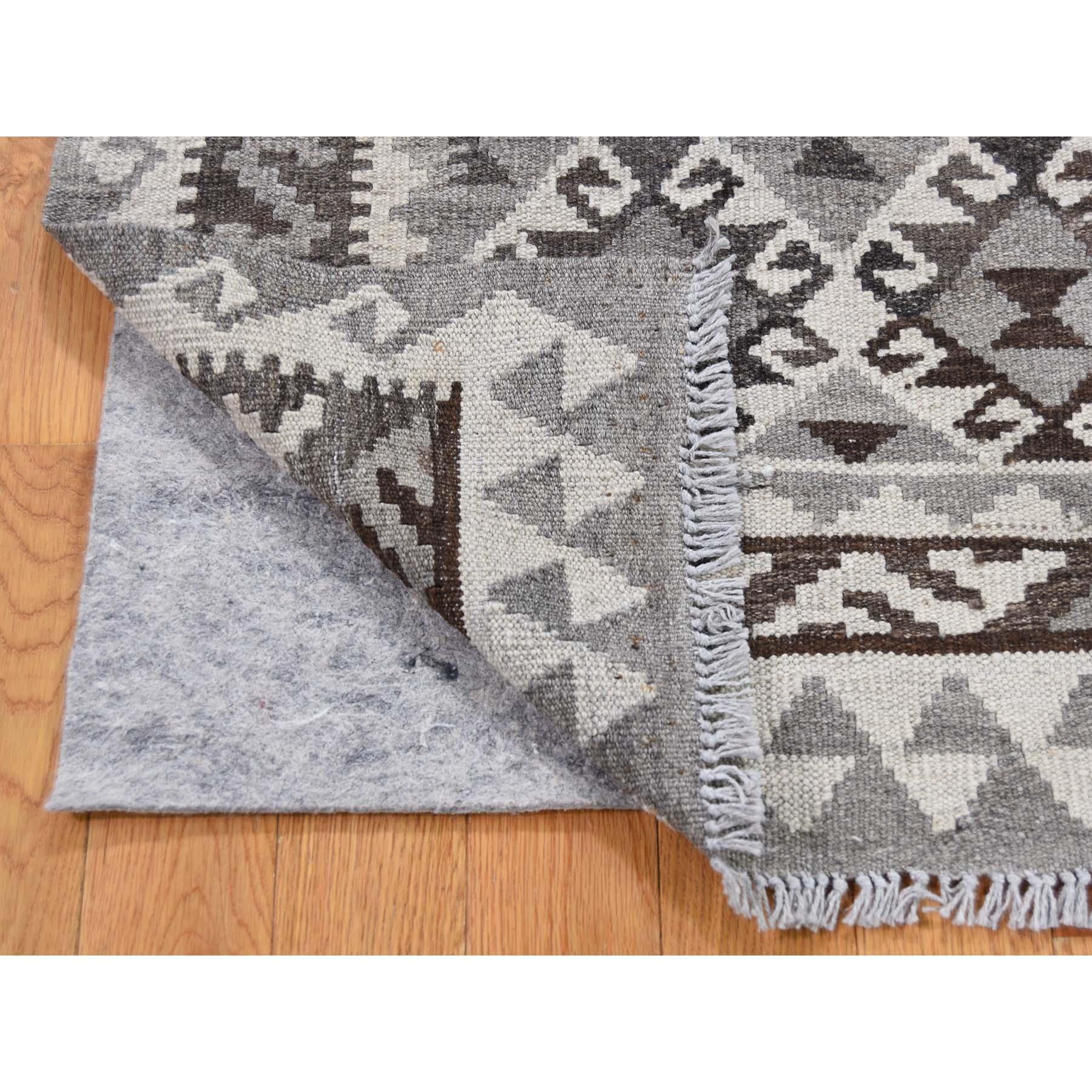 3-4 x5-2  Undyed Natural Wool Afghan Kilim Reversible Hand Woven Oriental Rug 