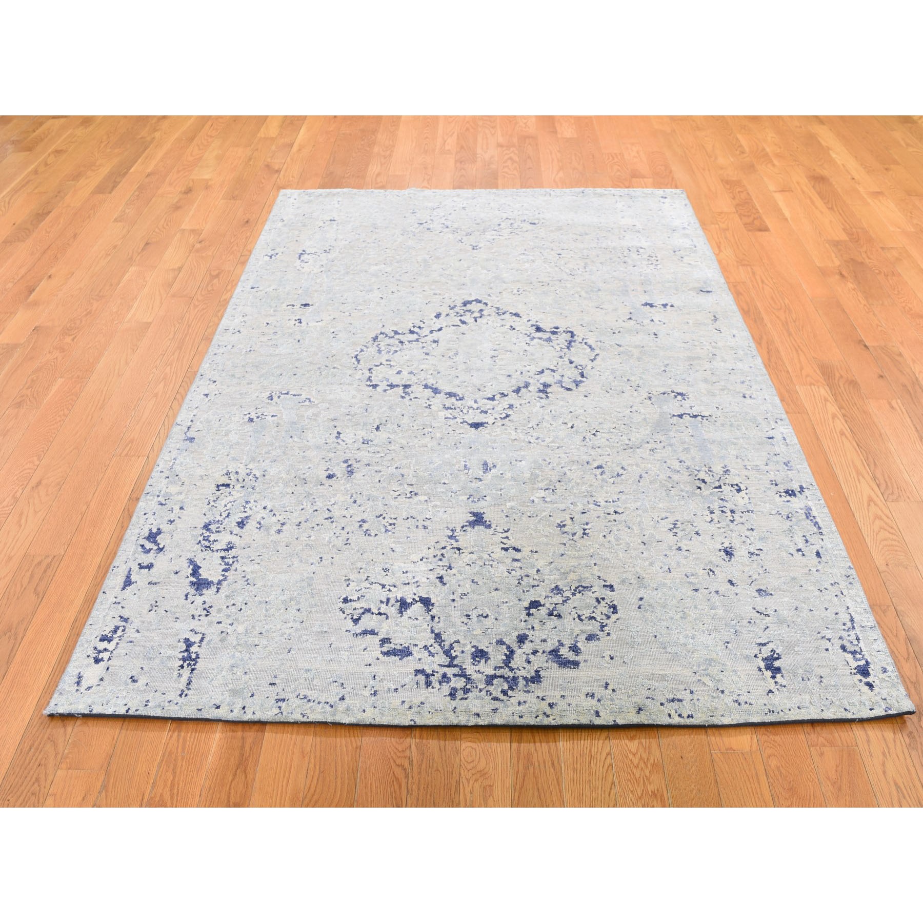 4-10 x7-2  Diminishing Cypress Tree With Medallion Design Silk With Textured Wool Hand-Knotted Oriental Rug 