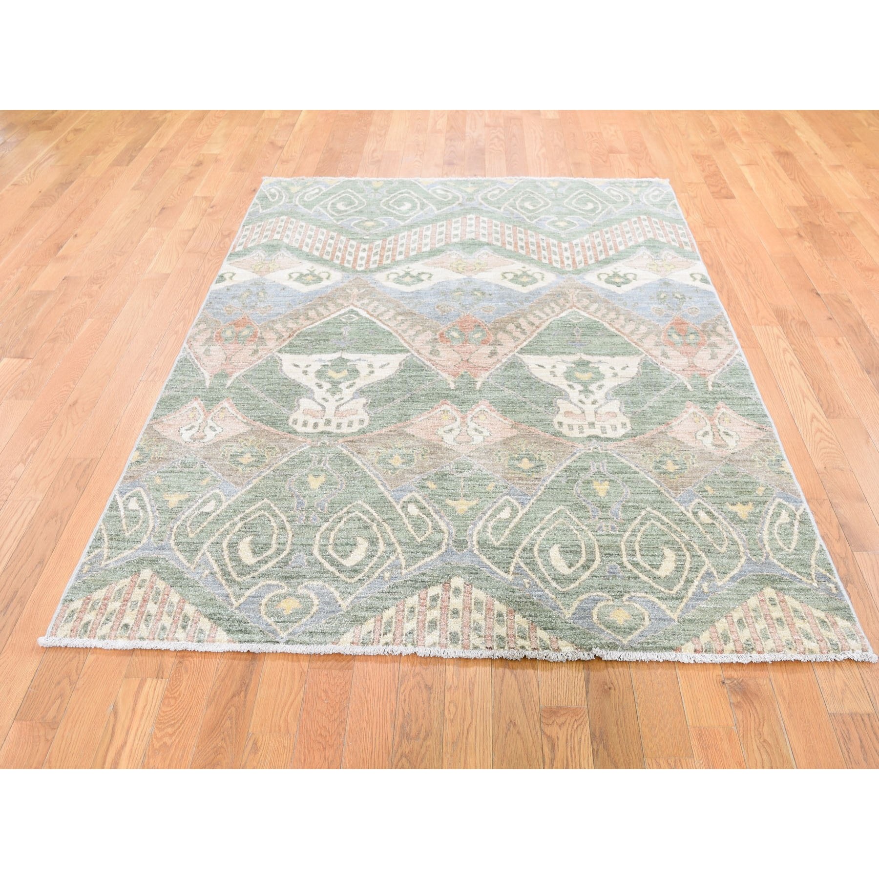  Wool Hand-Knotted Area Rug 5'1