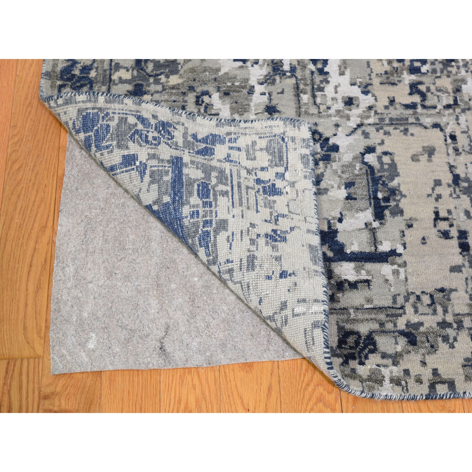 10-x14- Blue-Gray Erased Heriz Design Wool and Silk Hand-Knotted Oriental Rug 