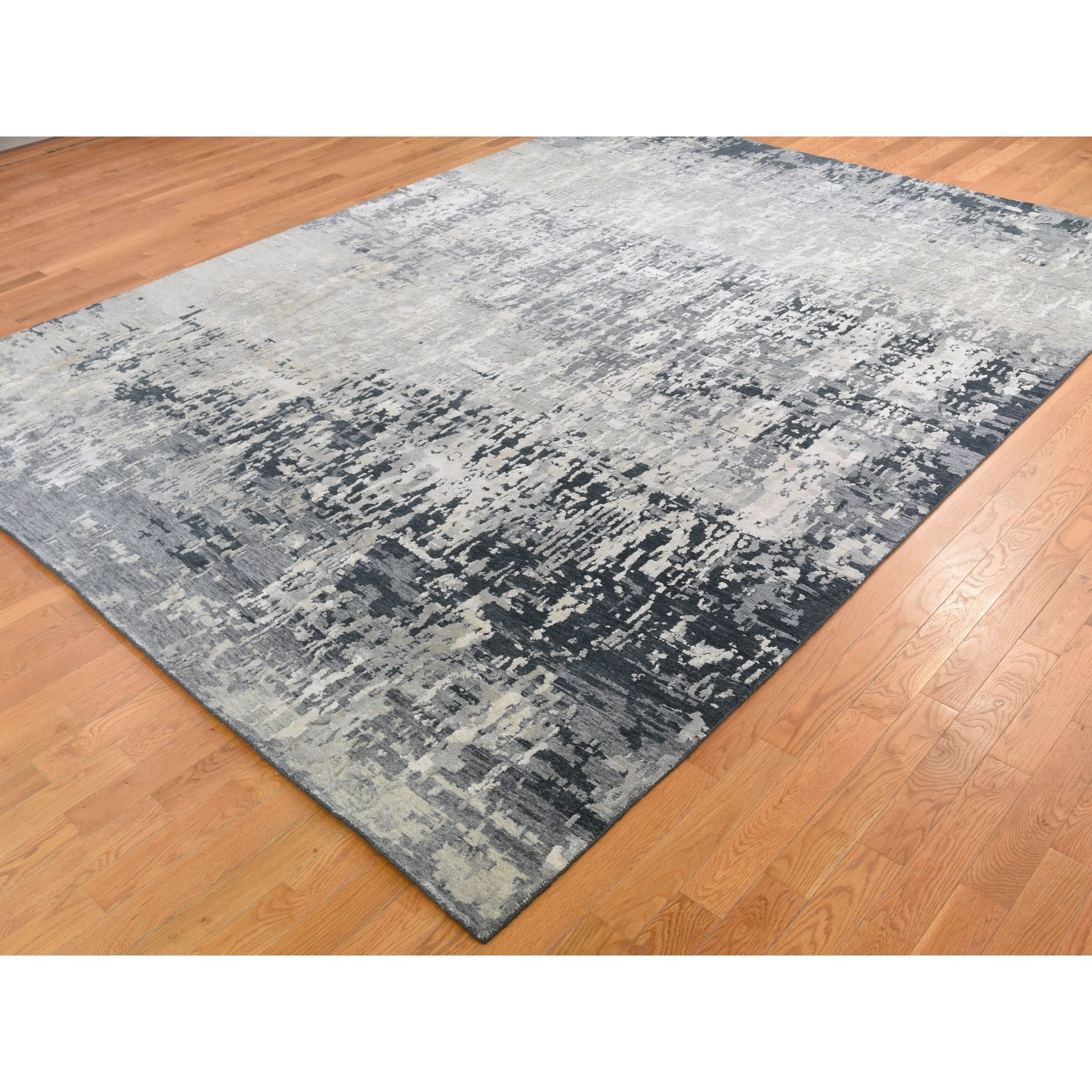 8-10 x11-8  Silver Abstract Design Wool and Silk Hi-Low Pile Hand Knotted Oriental Rug 