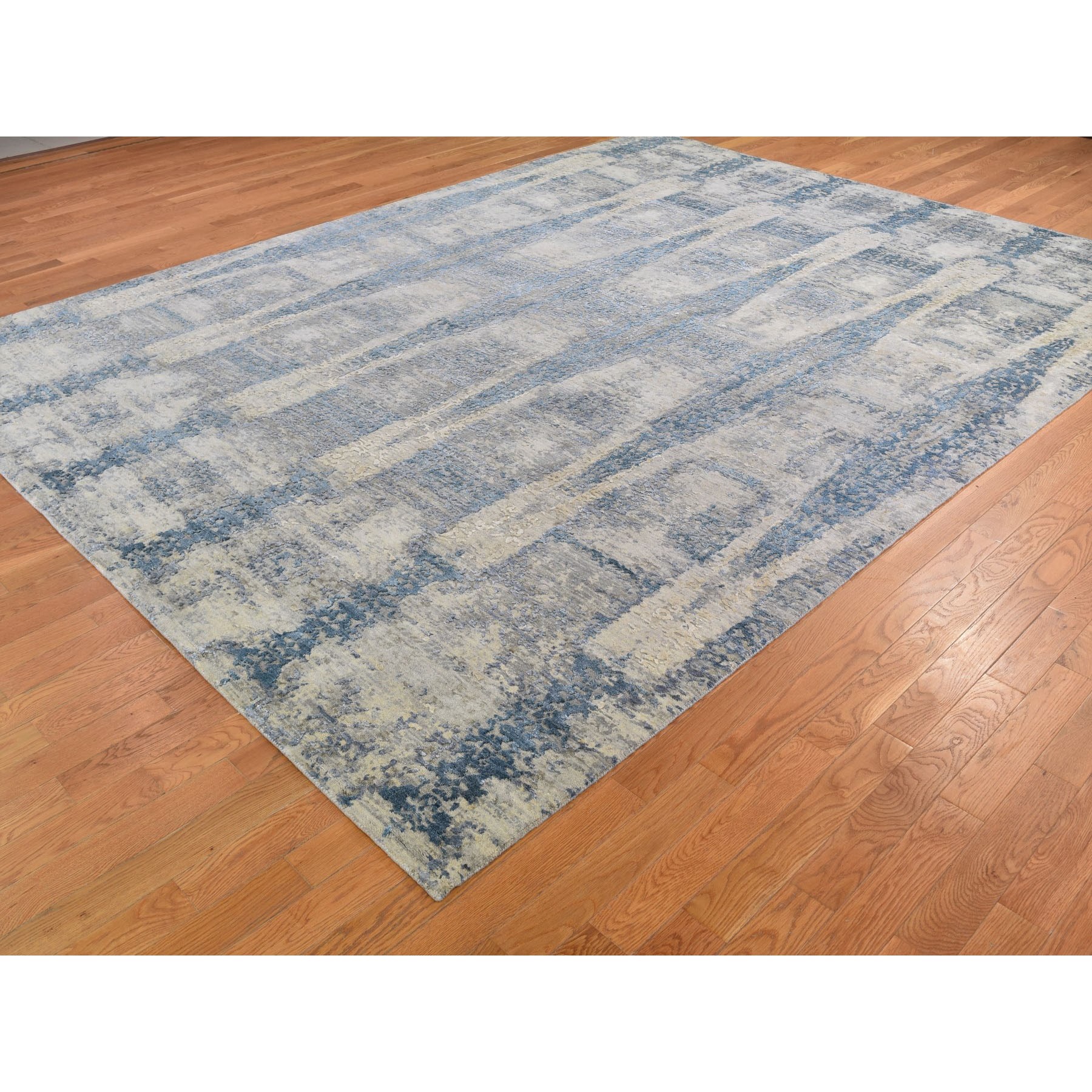 8-10 x11-10  THE EXPANDING TUBE Wool And Silk Denser Weave Hand Knotted Oriental Rug 