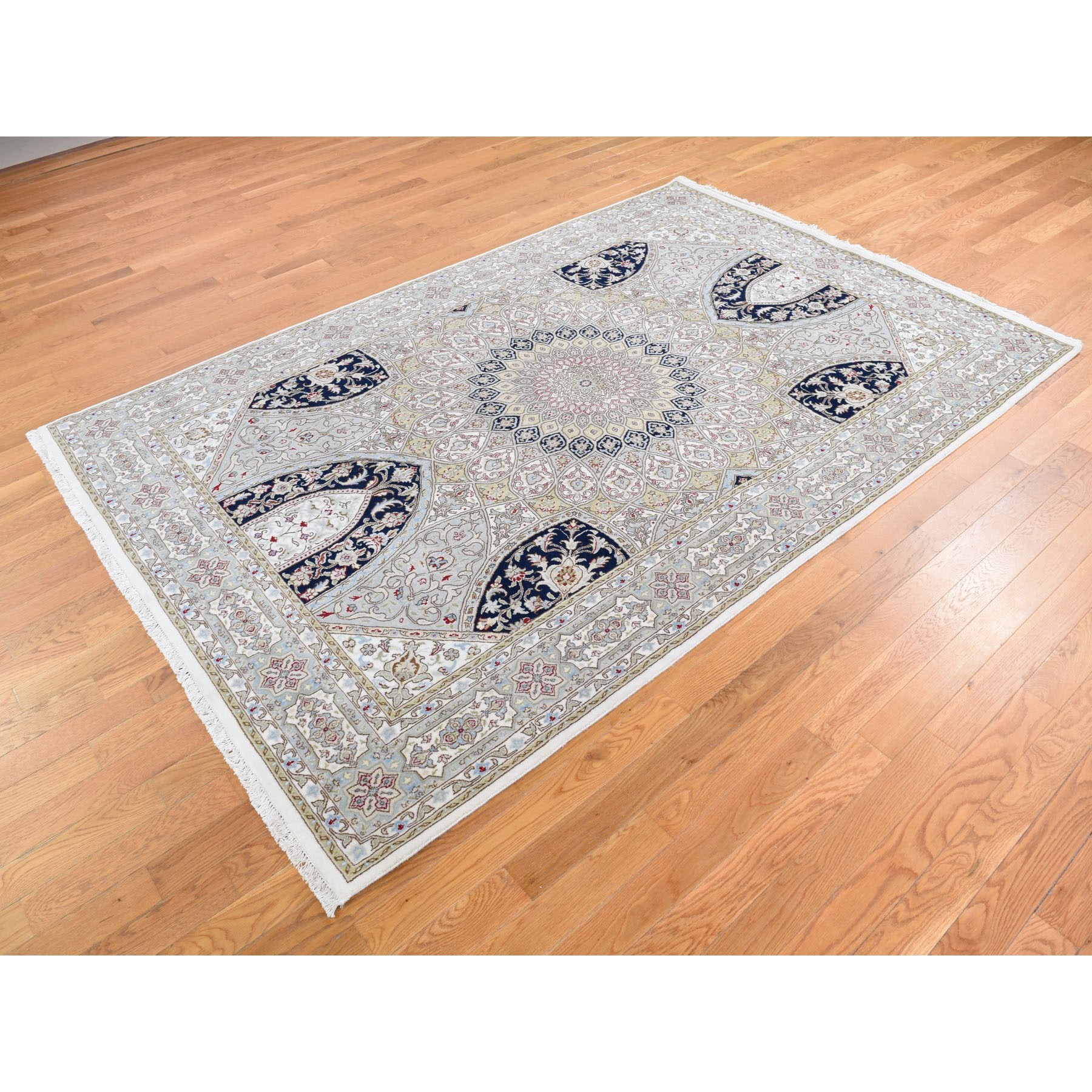 6-x9- Gray Nain With Gumbad Design Wool and Silk Hand Knotted Oriental Rug 