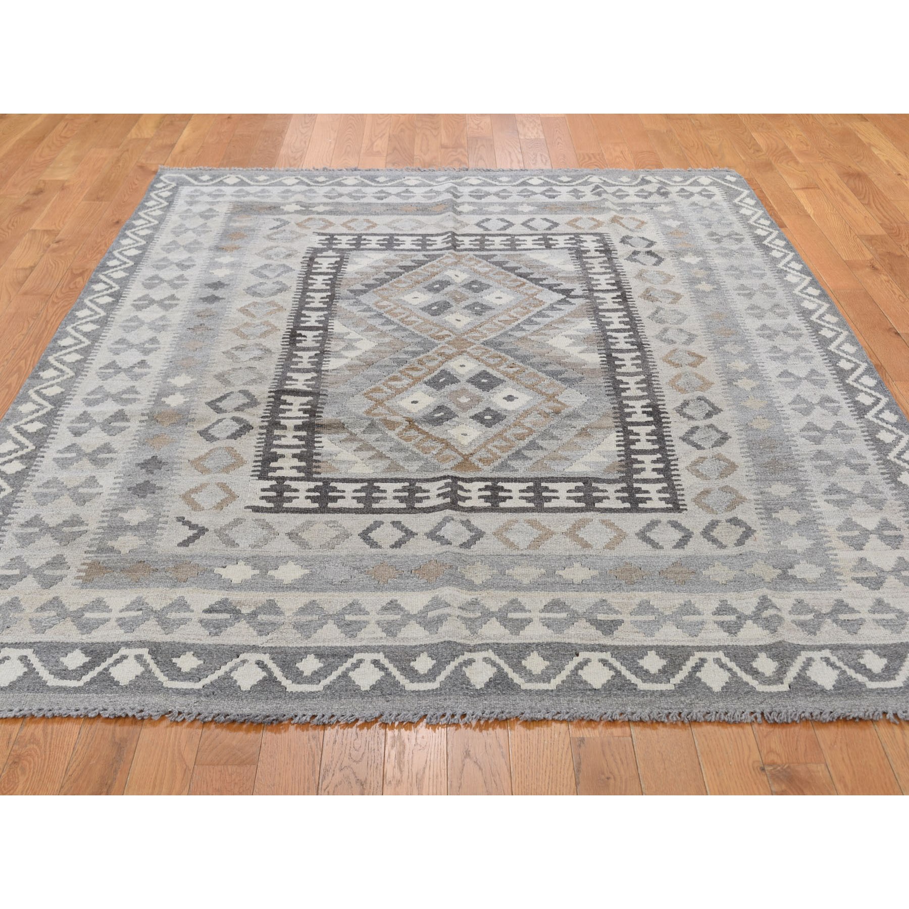 5-8 x8-1   Undyed Natural Wool Afghan Kilim Reversible Hand Woven Oriental Rug 