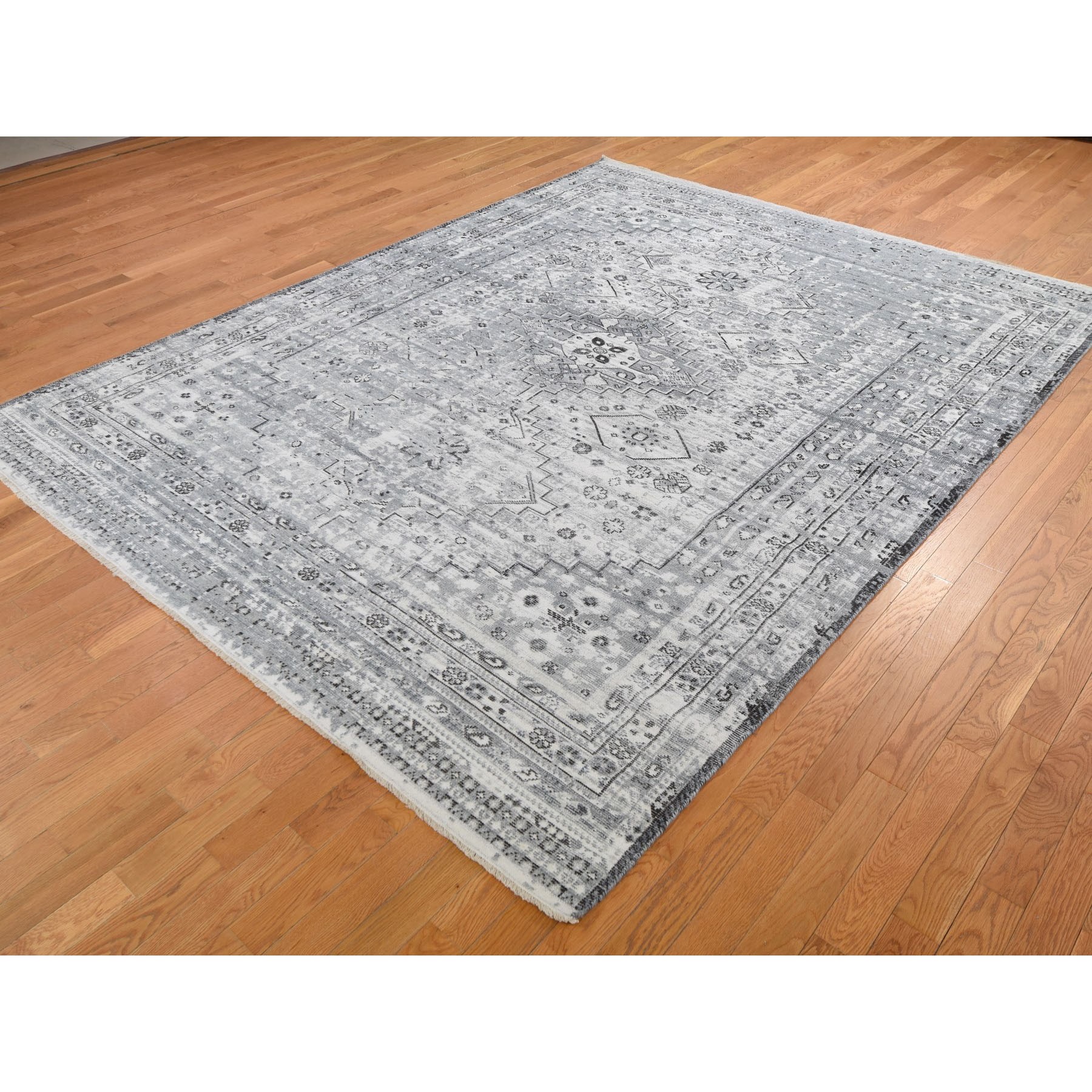 8-x10-3  Gray Erased And Distressed Textured Pure Wool Shiraz  Hand Knotted Oriental Rug 