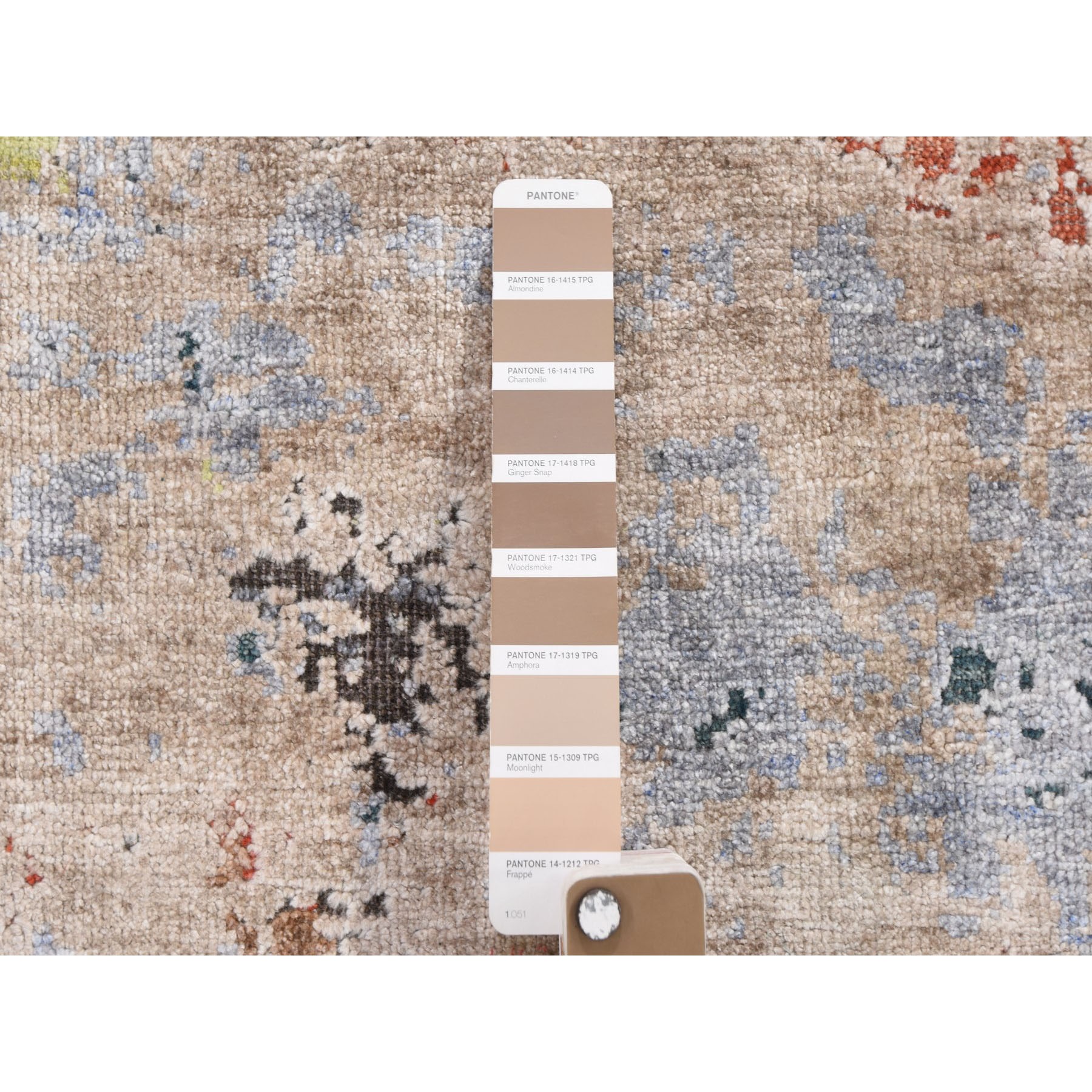 7-10 x10-1  Wool and Silk Hi-Low Pile Modern Abstract Design Hand Knotted Oriental Rug 