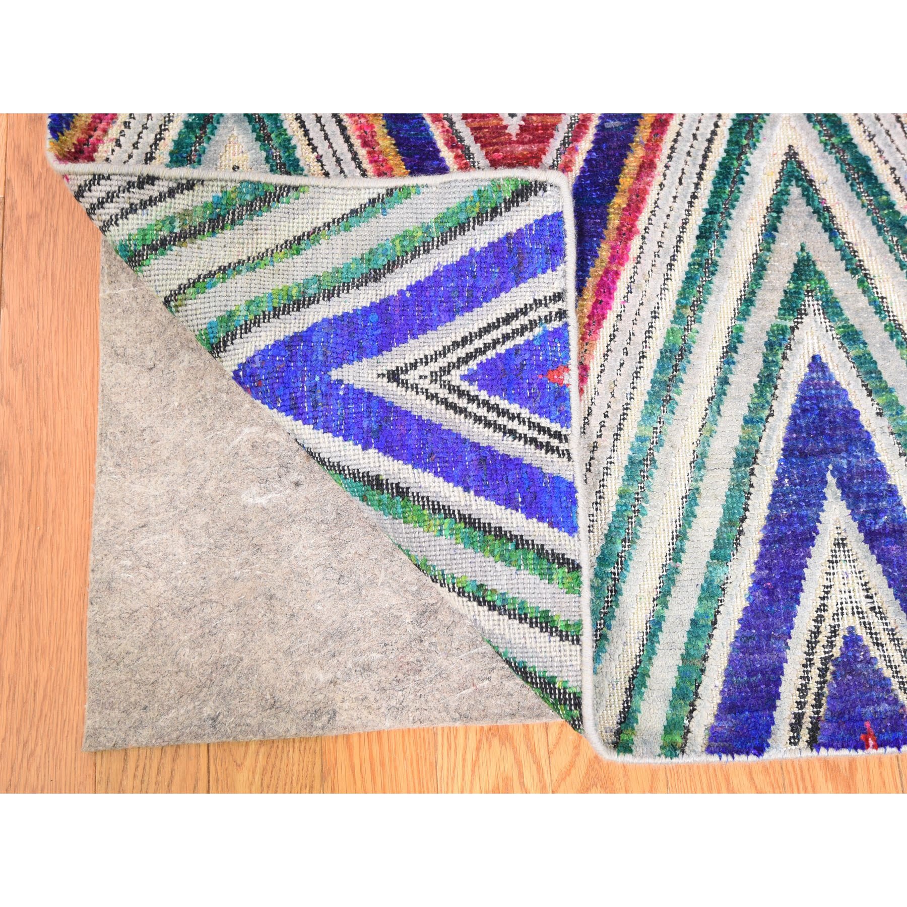 9-x12- Hand Knotted Chevron Design Sari Silk with Textured Wool Oriental Rug 