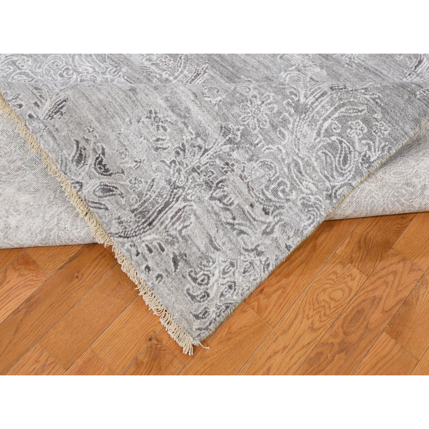 7-10 X10- Gray Damask Tone On Tone Wool and Silk Hand Knotted Oriental Rug 