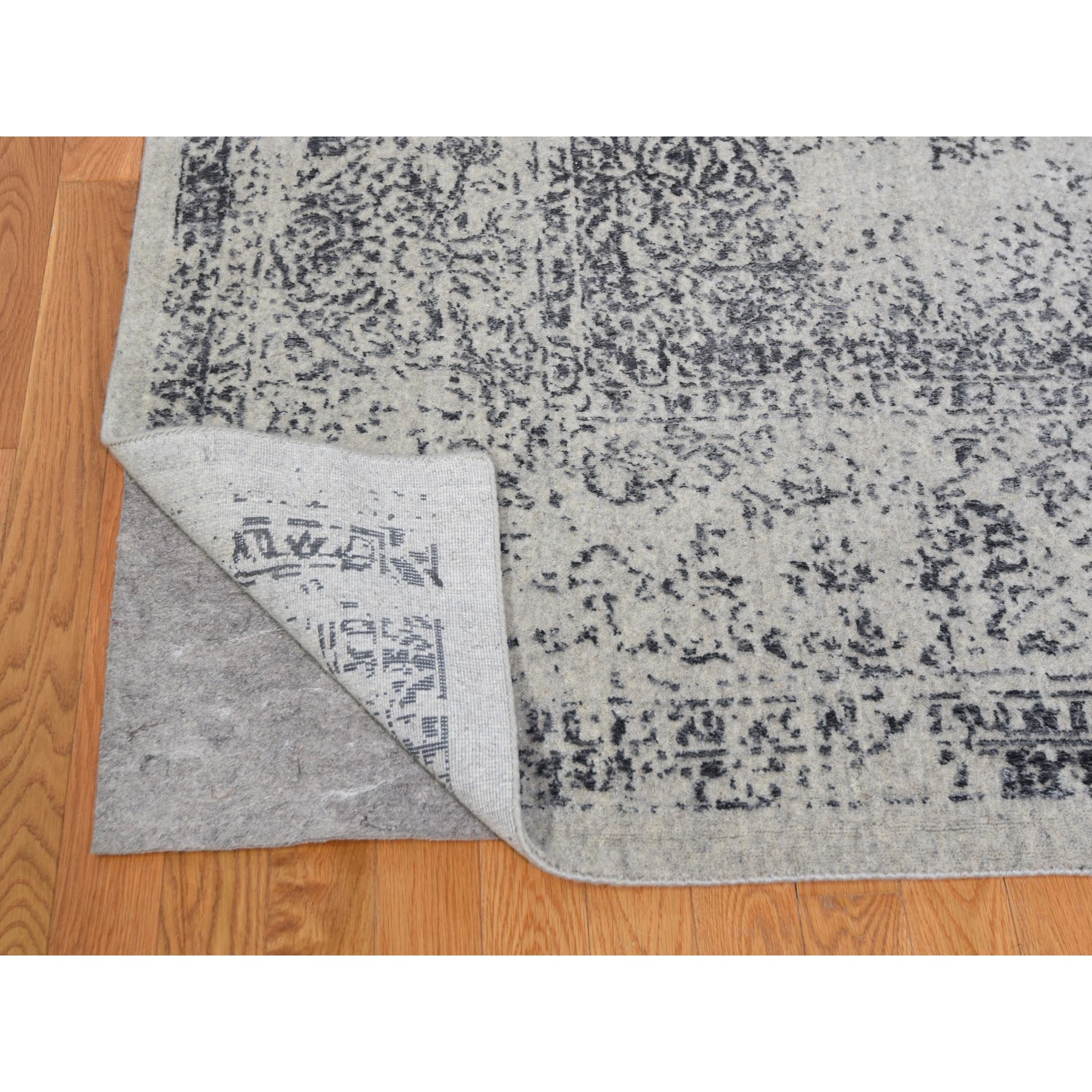 9-10 x14- Fine jacquard Hand Loomed Erased Design Wool And Silk Oriental Rug 