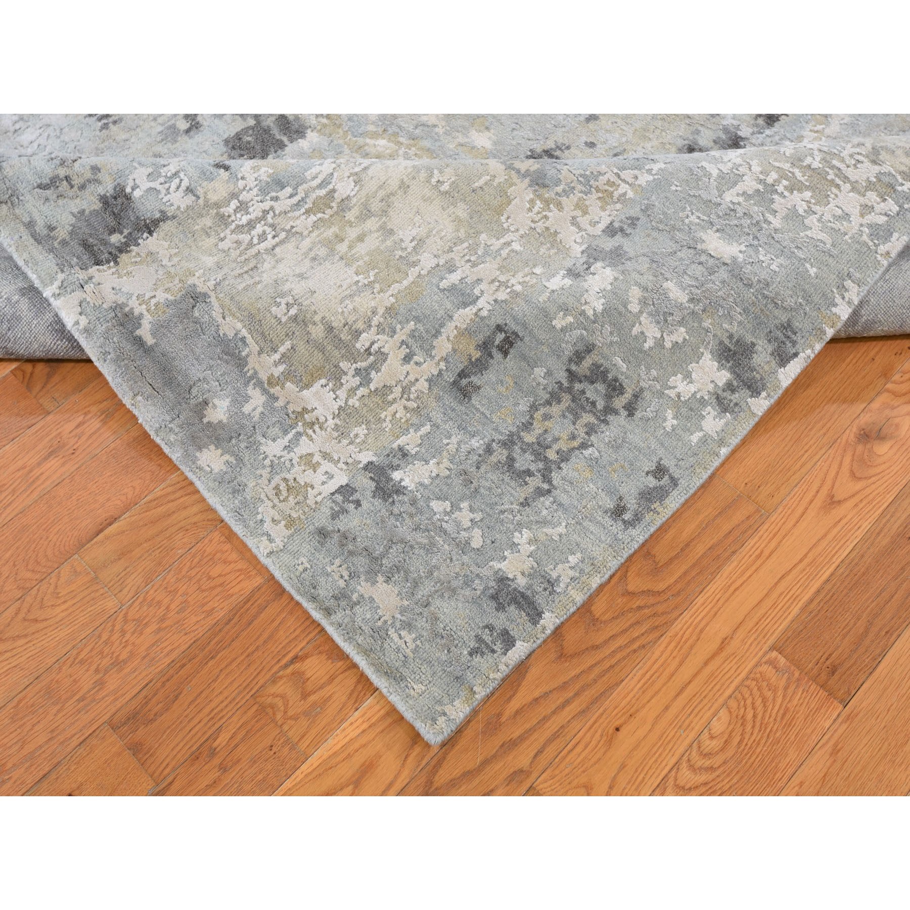 9-x11-9  Silver Abstract Design Hi-Lo Pile Wool And Silk Hand Knotted Oriental Rug 