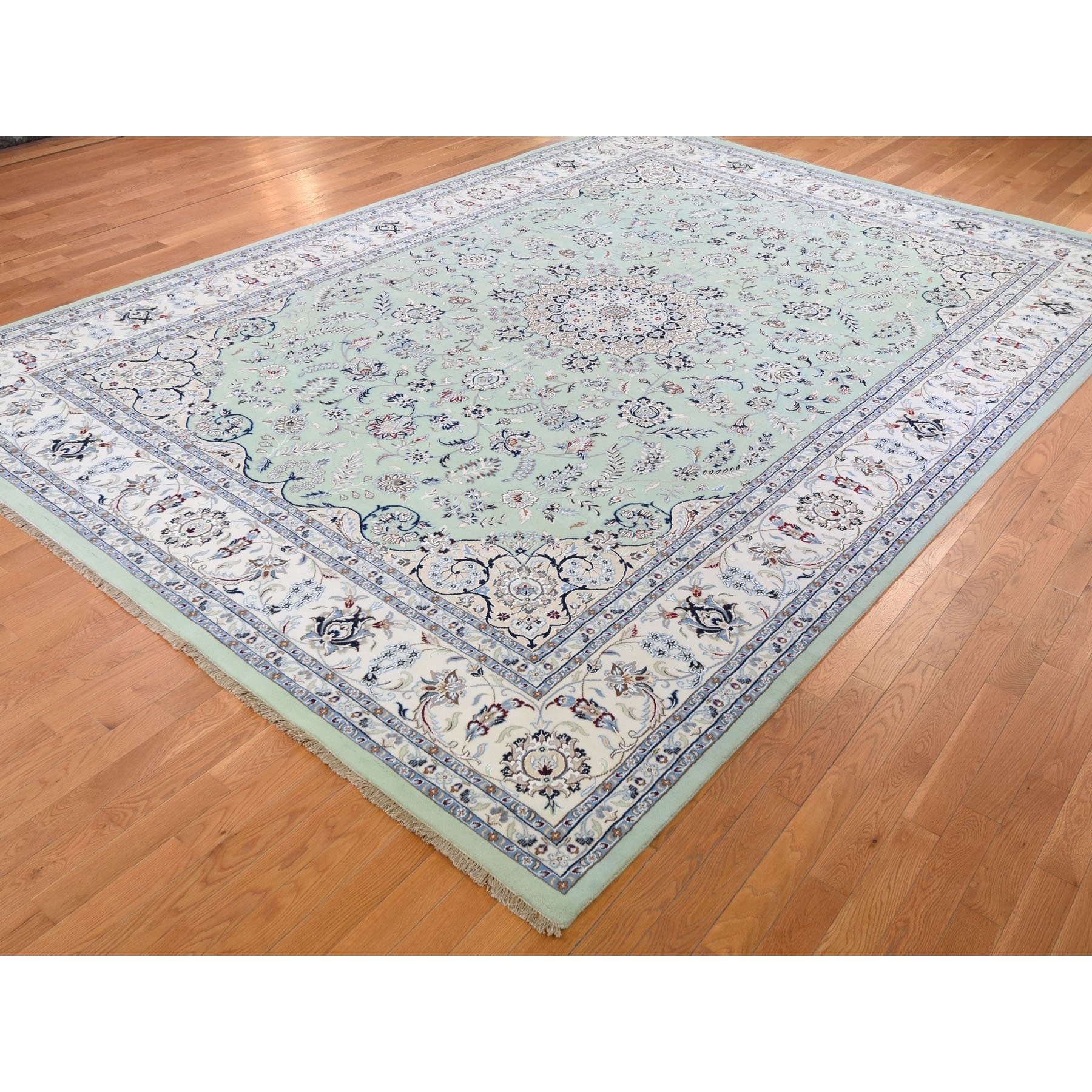 10-x14- Wool And Silk 250 KPSI Light Green Nain Hand-Knotted Oriental Rug 