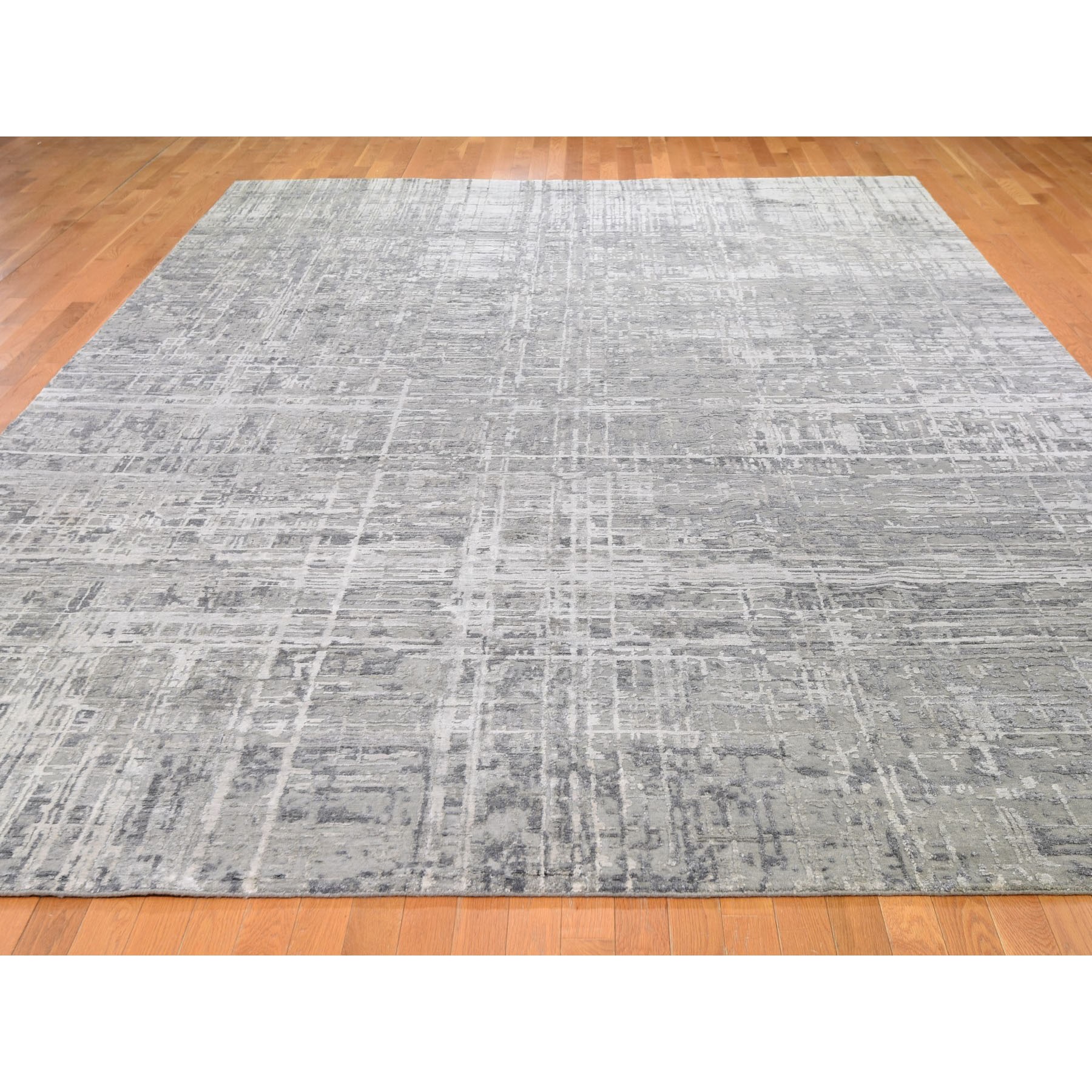 10-x14-1   Gray Wool And Silk Abstract Design Hand knotted Oriental Rug 