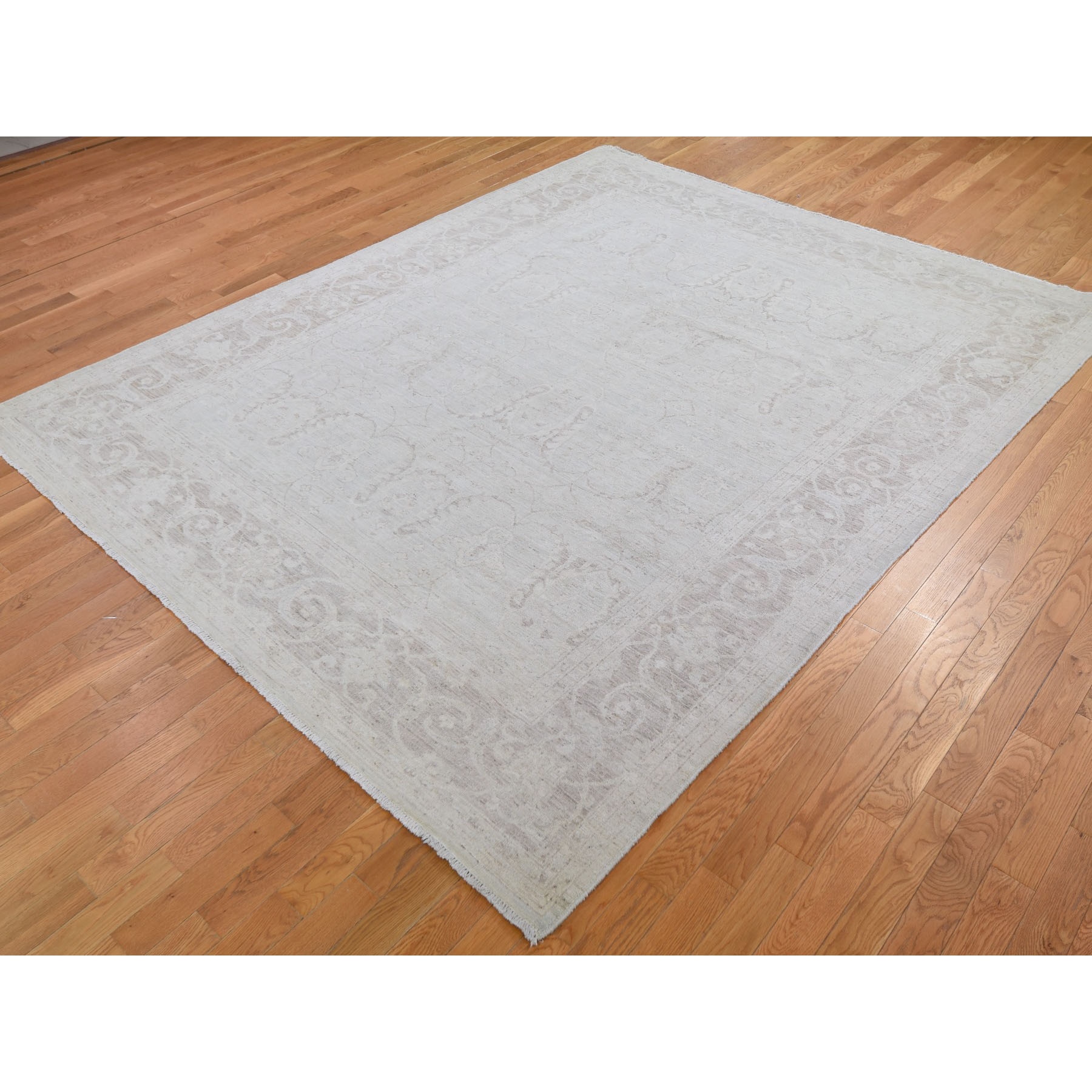 8-1 x9-9  Pure Wool Silver Wash Oushak Hand Knotted Oriental Rug 