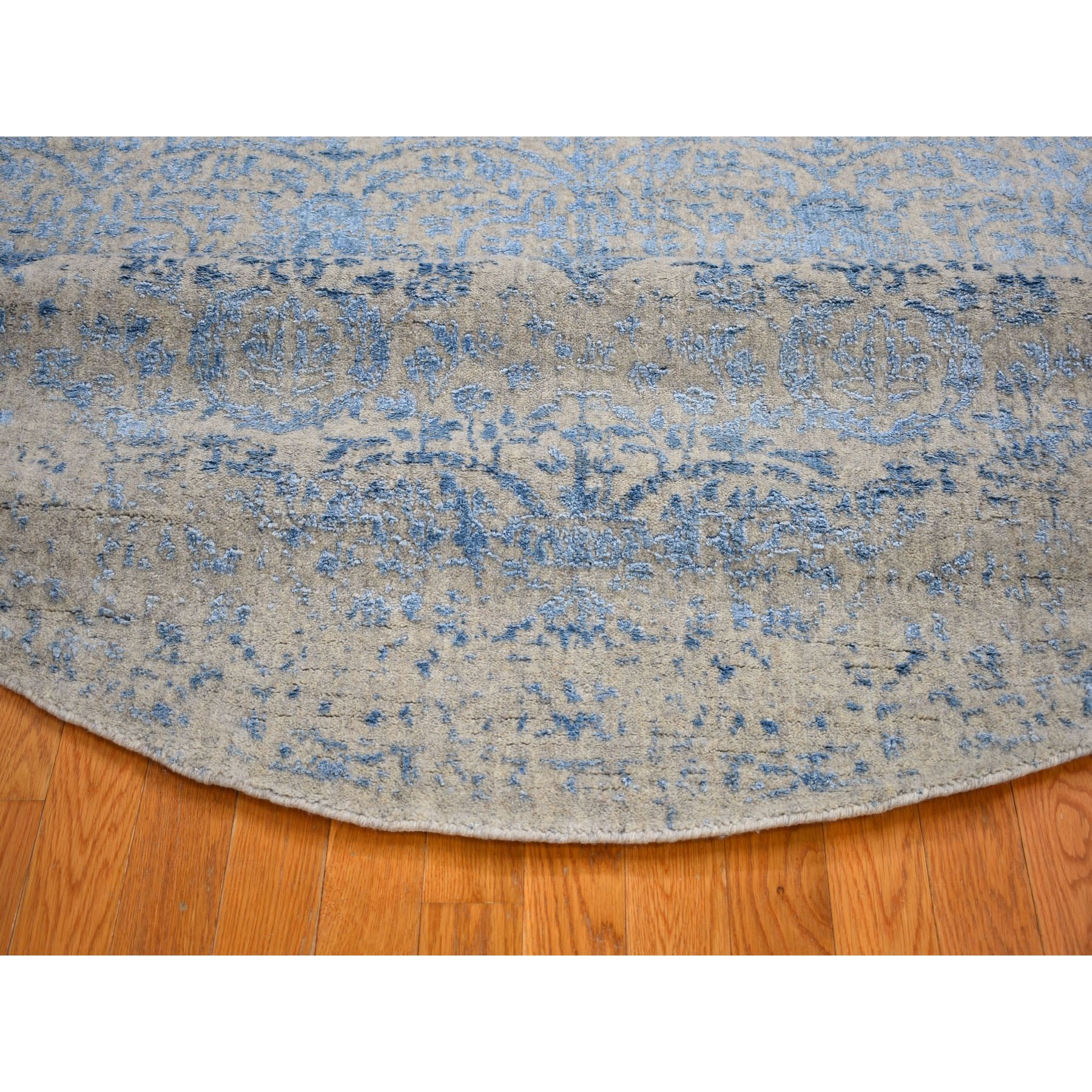 7-10 x7-10  Blue Jacquard Hand Loomed Wool and Art Silk Pomegranate Design Round Oriental Rug 