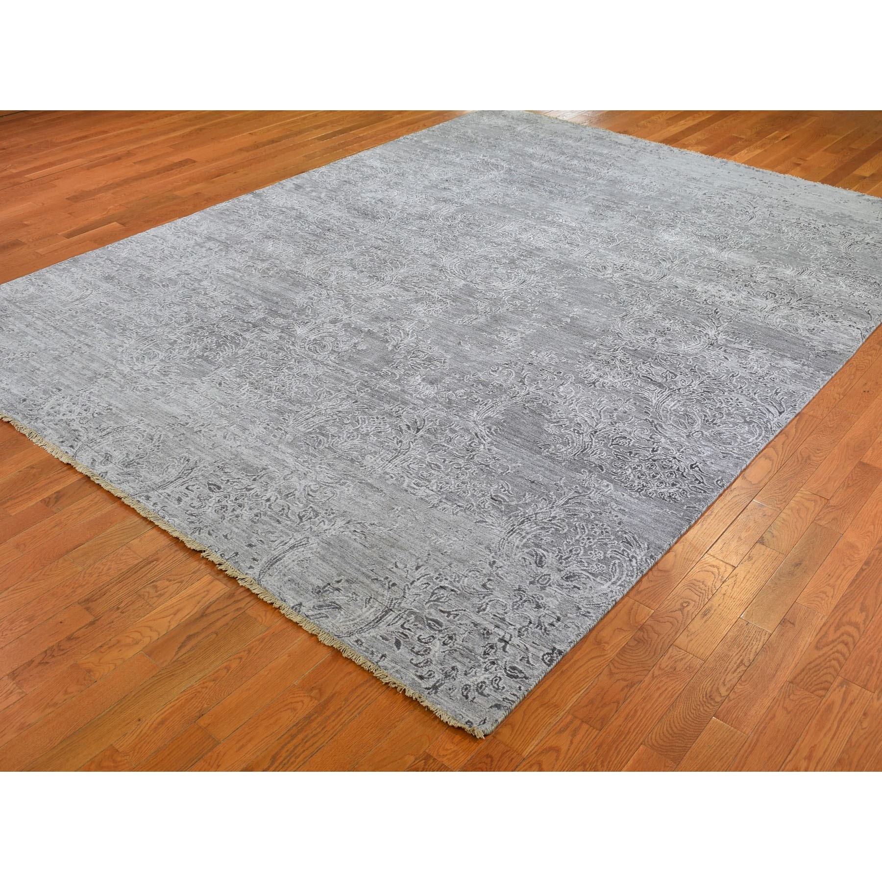 9-x12- Gray Damask Tone On Tone Wool and Silk Hand Knotted Oriental Rug 