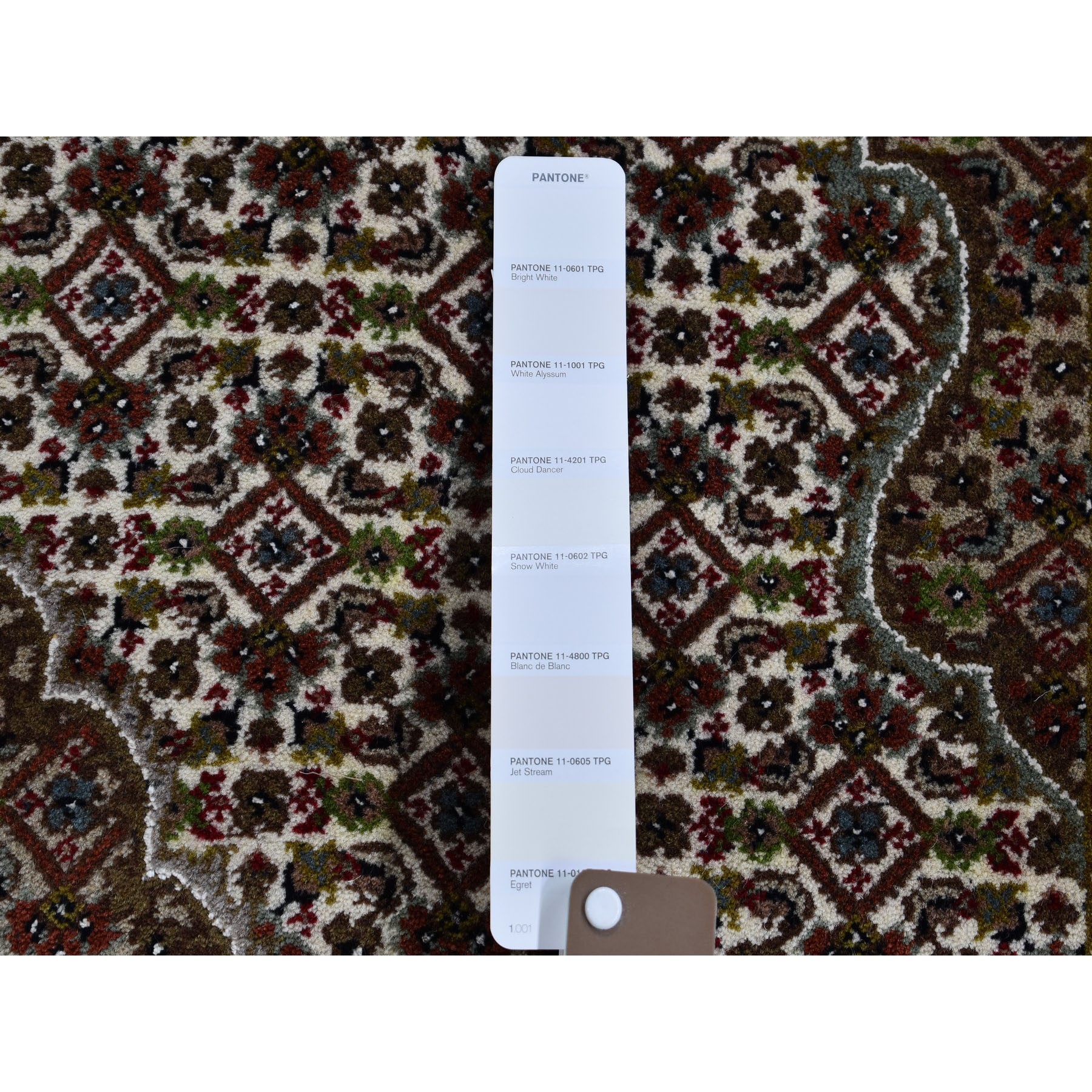 4-7 x6-9  Ivory Wool And Silk Tabriz Mahi Design Hand Knotted Oriental Rug 