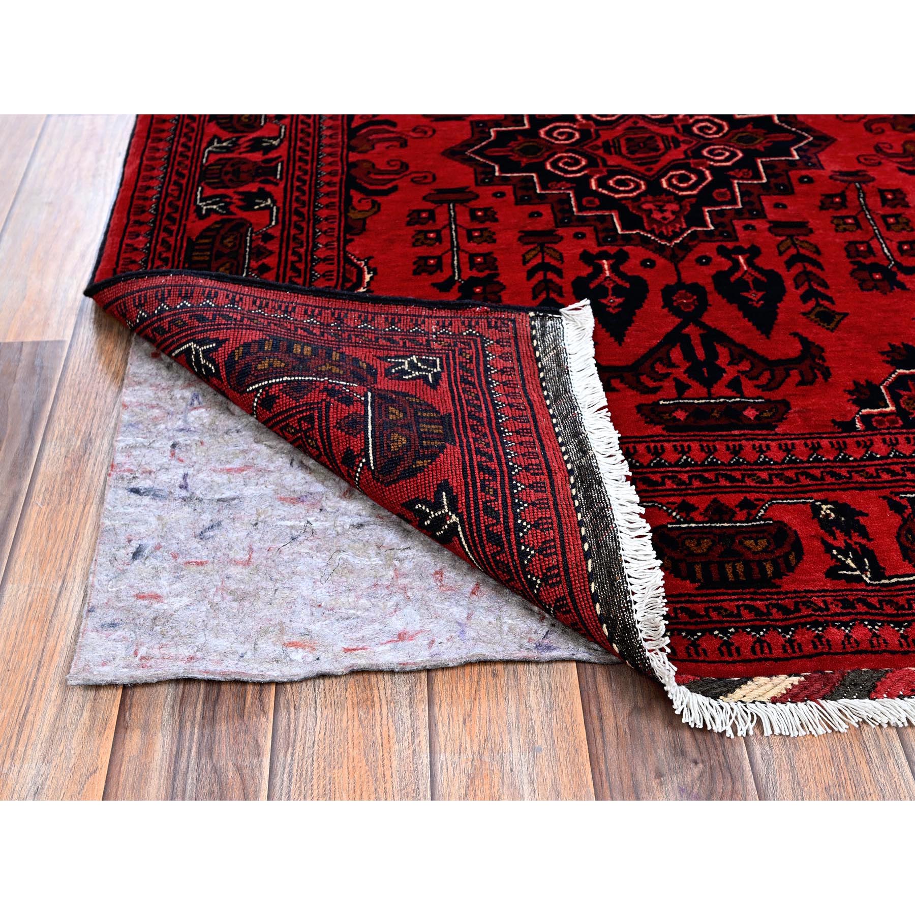5'3"x7' Scarlet Red, Afghan Khamyab with Geometric Medallions Design, Hand Knotted, 100% Wool, Natural Dyes, Oriental Rug Sh659