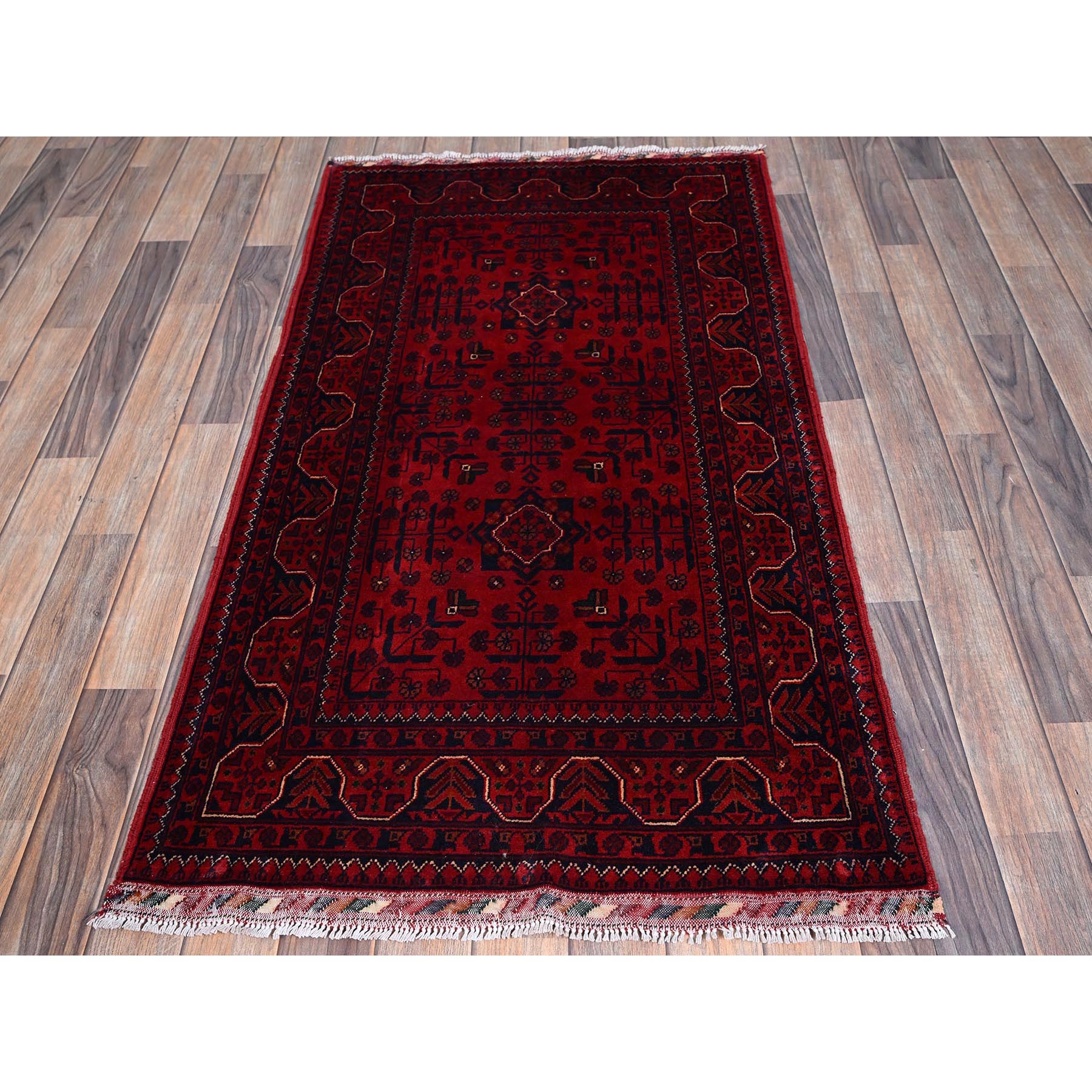 2'9"x5' Scarlet Red, Afghan Khamyab with Geometric Pattern, Hand Knotted, Soft and Velvety Wool, Oriental Rug Sh734