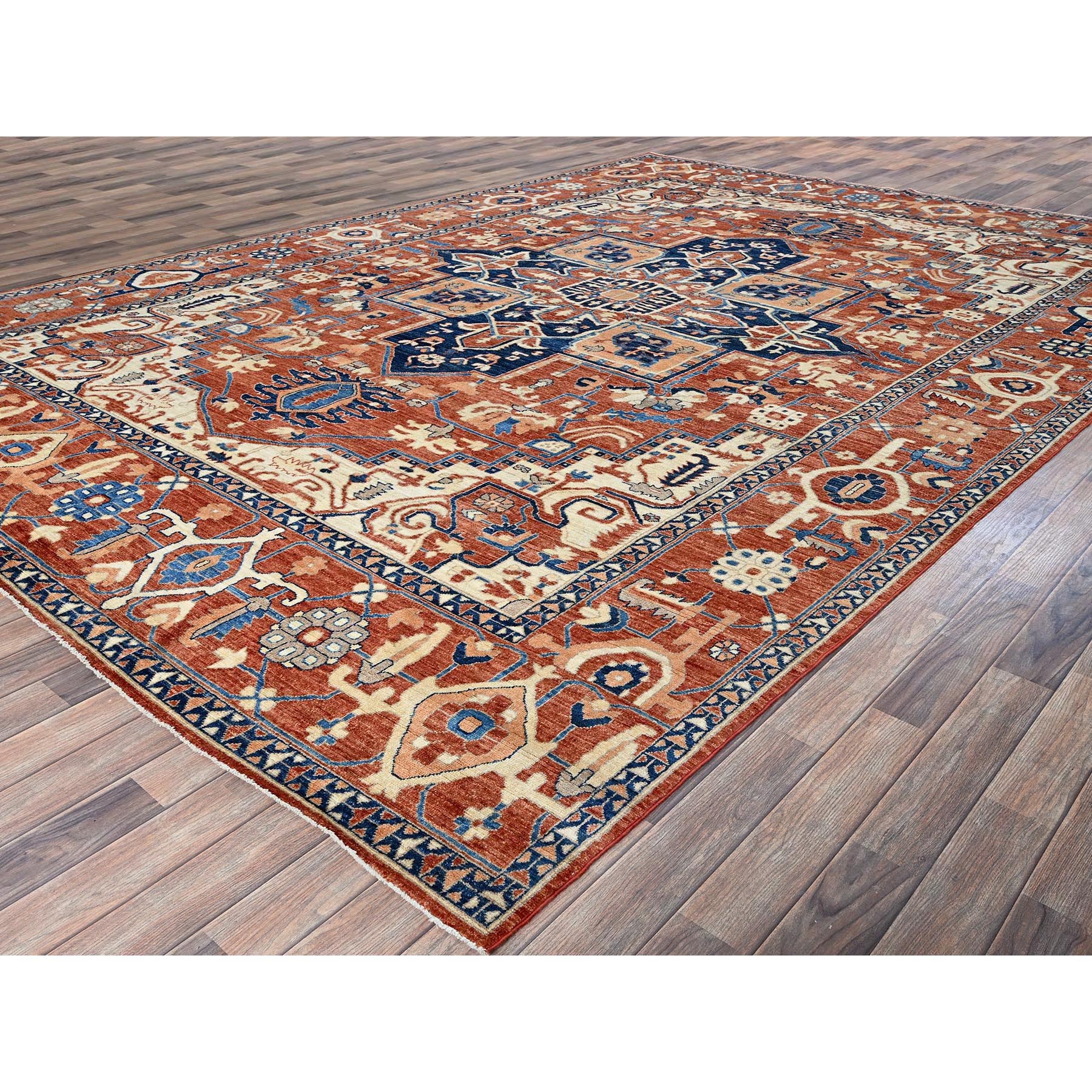9'9"x13'10" Coral Red, Peshawar Heriz with Antique Serapi Design, Hand Knotted, Shiny High Mountain Wool, Vegetable Dyes, Densely Woven, Soft Pile, Oriental Rug Sh907