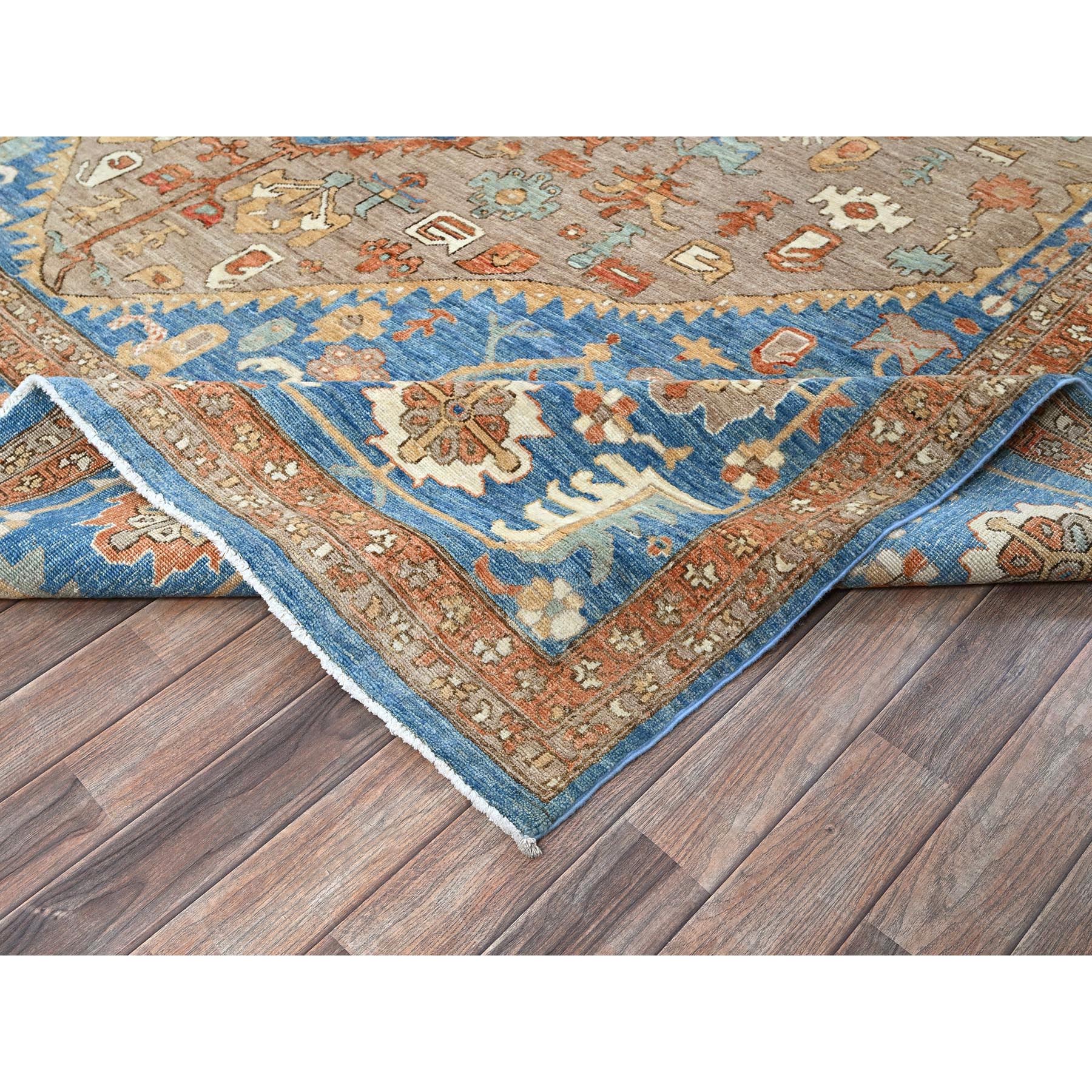 9'10"x13'8" Dark Vanilla Brown, Peshawar Heriz with Antique Serapi Design, Vegetable Dyes, Hand Knotted, Shiny High Mountain Wool, Densely Woven, Soft Pile, Oriental Rug Sh908