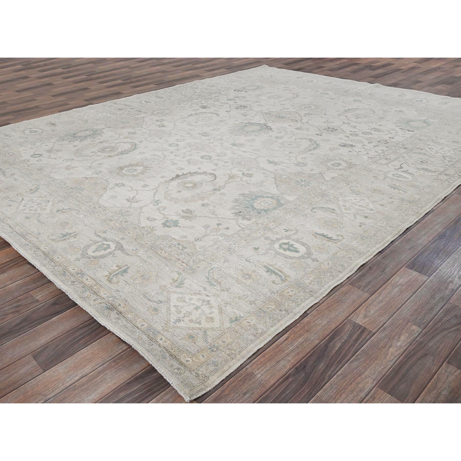 9'1"x11'8" Chiffon White, White Wash Peshawar with All Over Leaf Design, Hand Knotted, Pure Wool, Densely Woven, Oriental Rug Sh915
