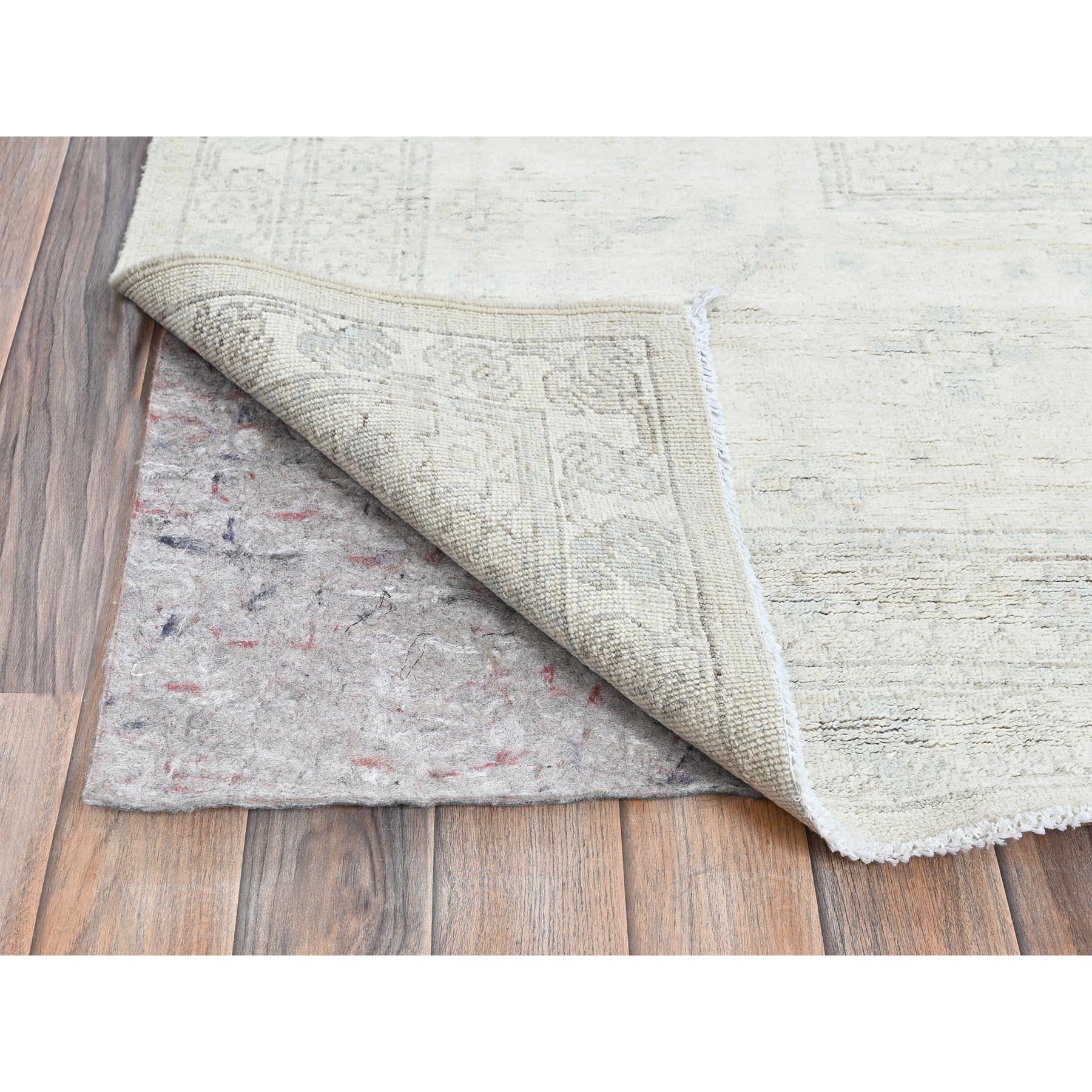 9'x11'10" Pearl White, Washed Out Peshawar with Heriz Design, Densely Woven, 100% Wool, Hand Knotted, Oriental Rug Sh922
