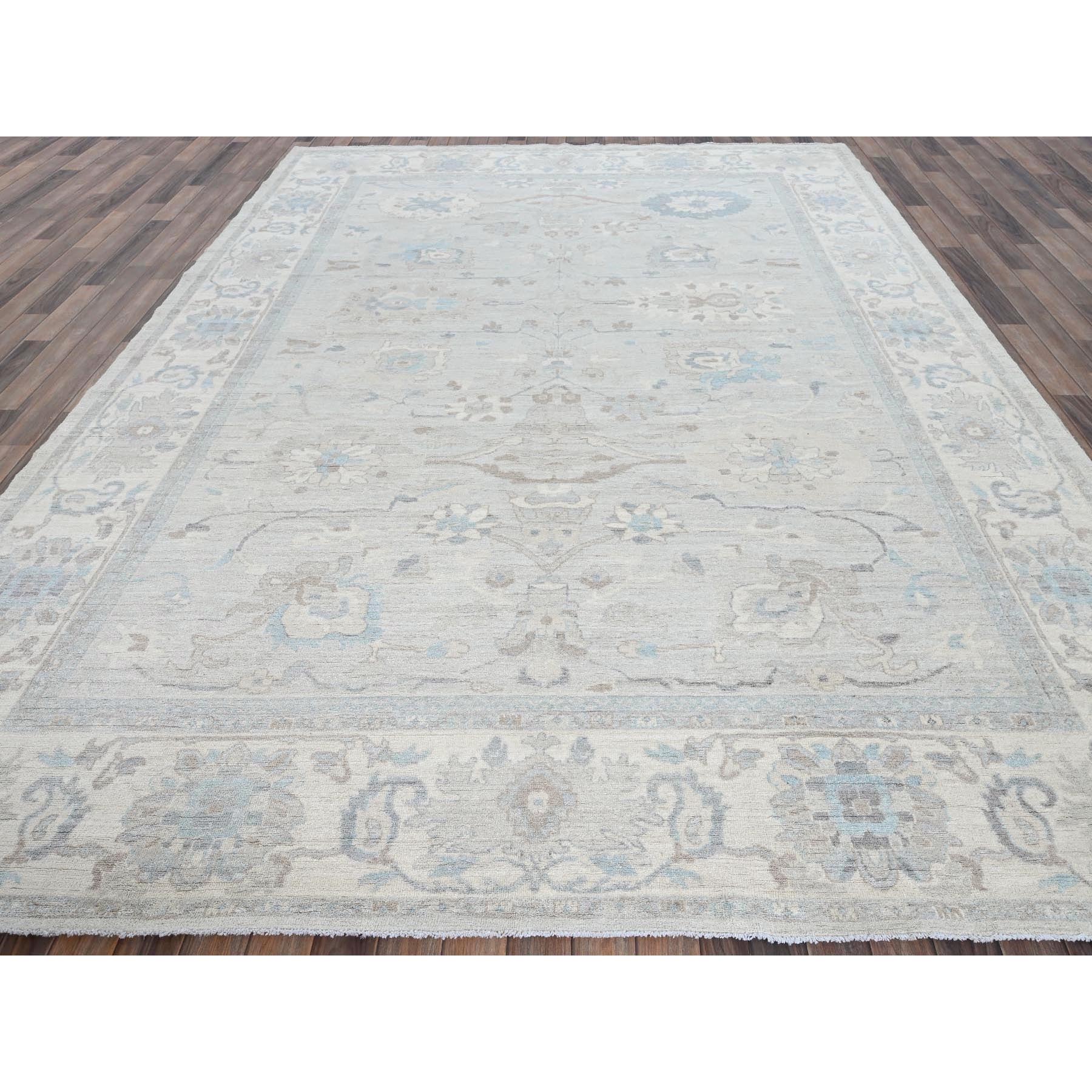 9'x11'10" Misty Gray, White Wash Peshawar with Muted Colors Leaf Design, Hand Knotted, Pure Wool, Densely Woven, Oriental Rug Sh923