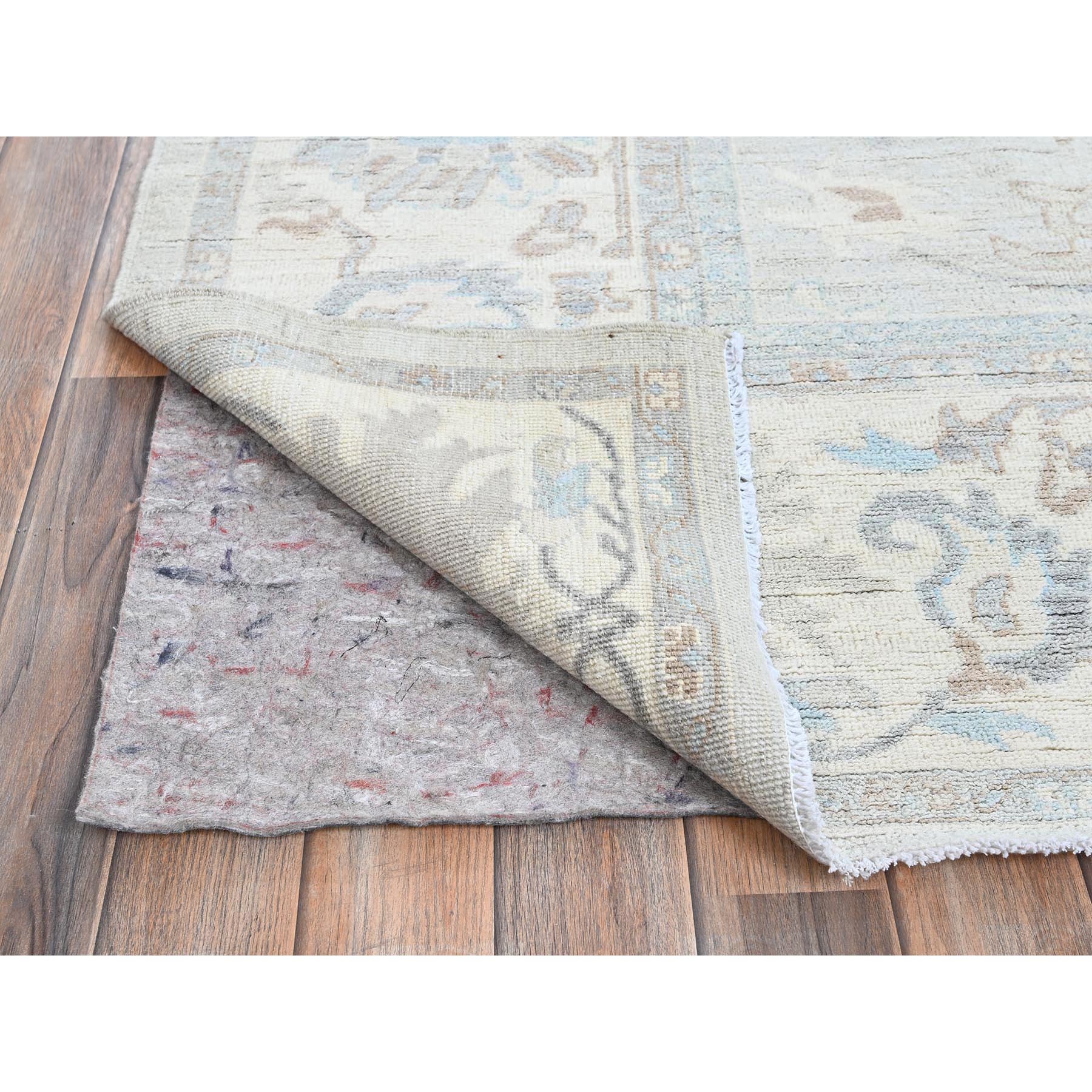 9'x11'10" Misty Gray, White Wash Peshawar with Muted Colors Leaf Design, Hand Knotted, Pure Wool, Densely Woven, Oriental Rug Sh923