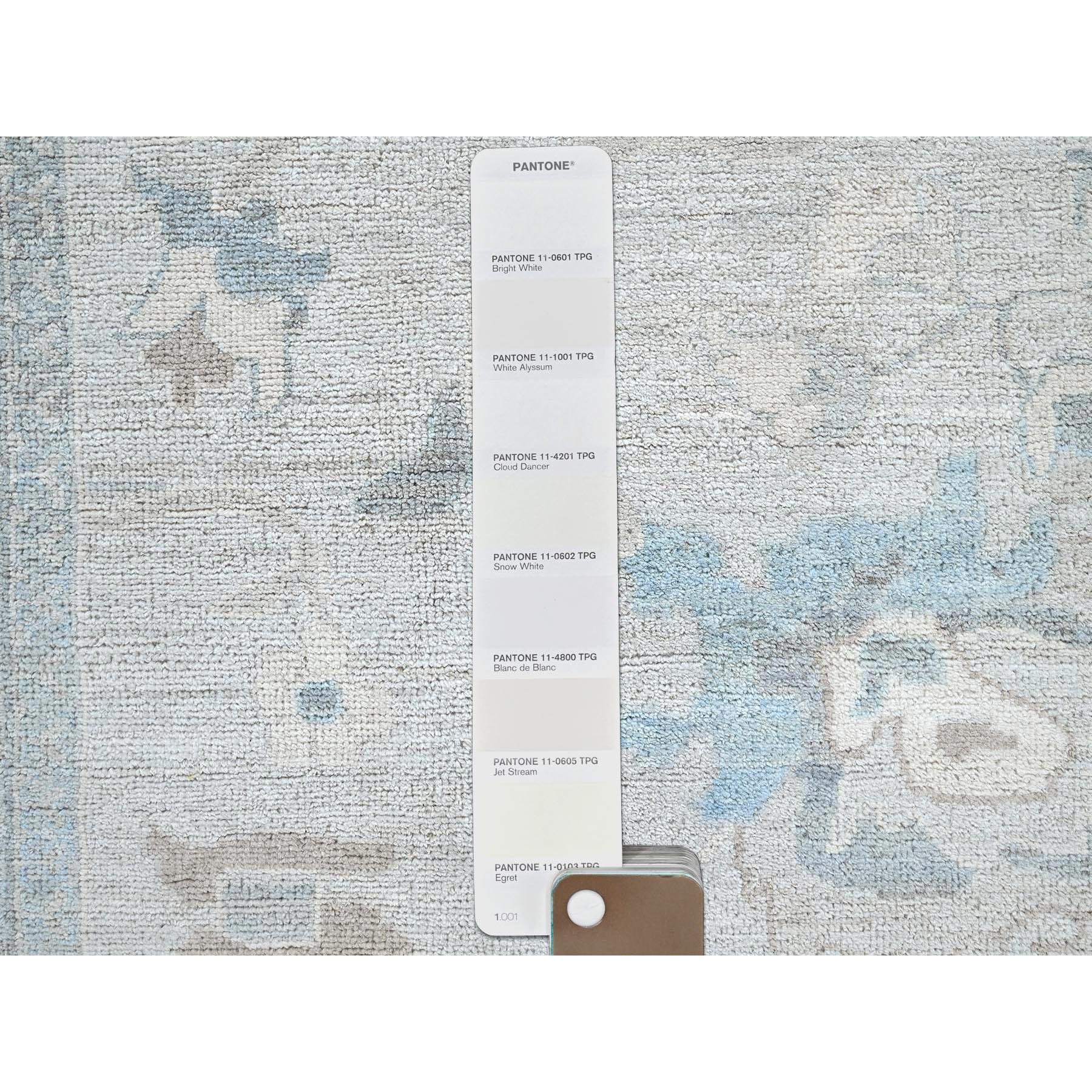 9'x11'10" Misty Gray, White Wash Peshawar with Muted Colors Leaf Design, Hand Knotted, Pure Wool, Densely Woven, Oriental Rug Sh923