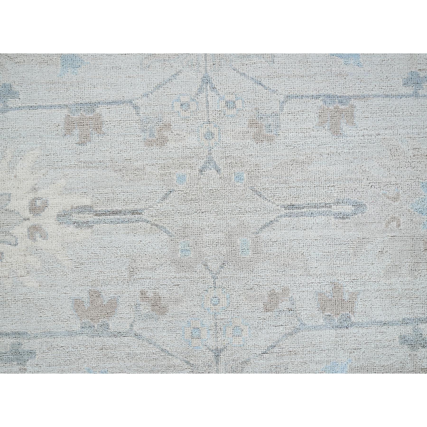 9'x11'10" Misty Gray, White Wash Peshawar with Muted Colors Leaf Design, Hand Knotted, Pure Wool, Densely Woven, Oriental Rug Sh923