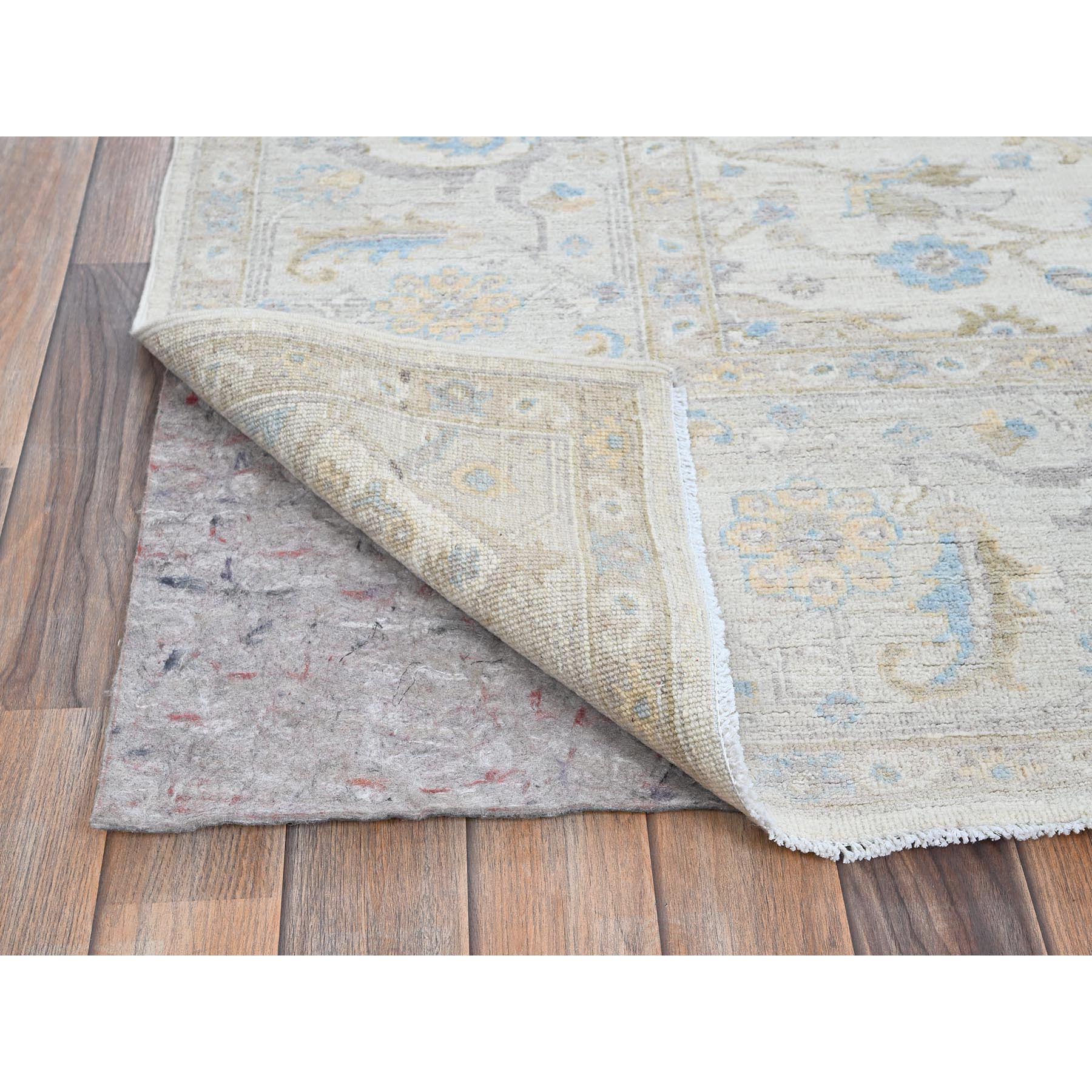 8'x9'8" Chiffon White, White Wash Peshawar with All Over Vines Design, Densely Woven, Hand Knotted, 100% Wool, Oriental Rug Sh926