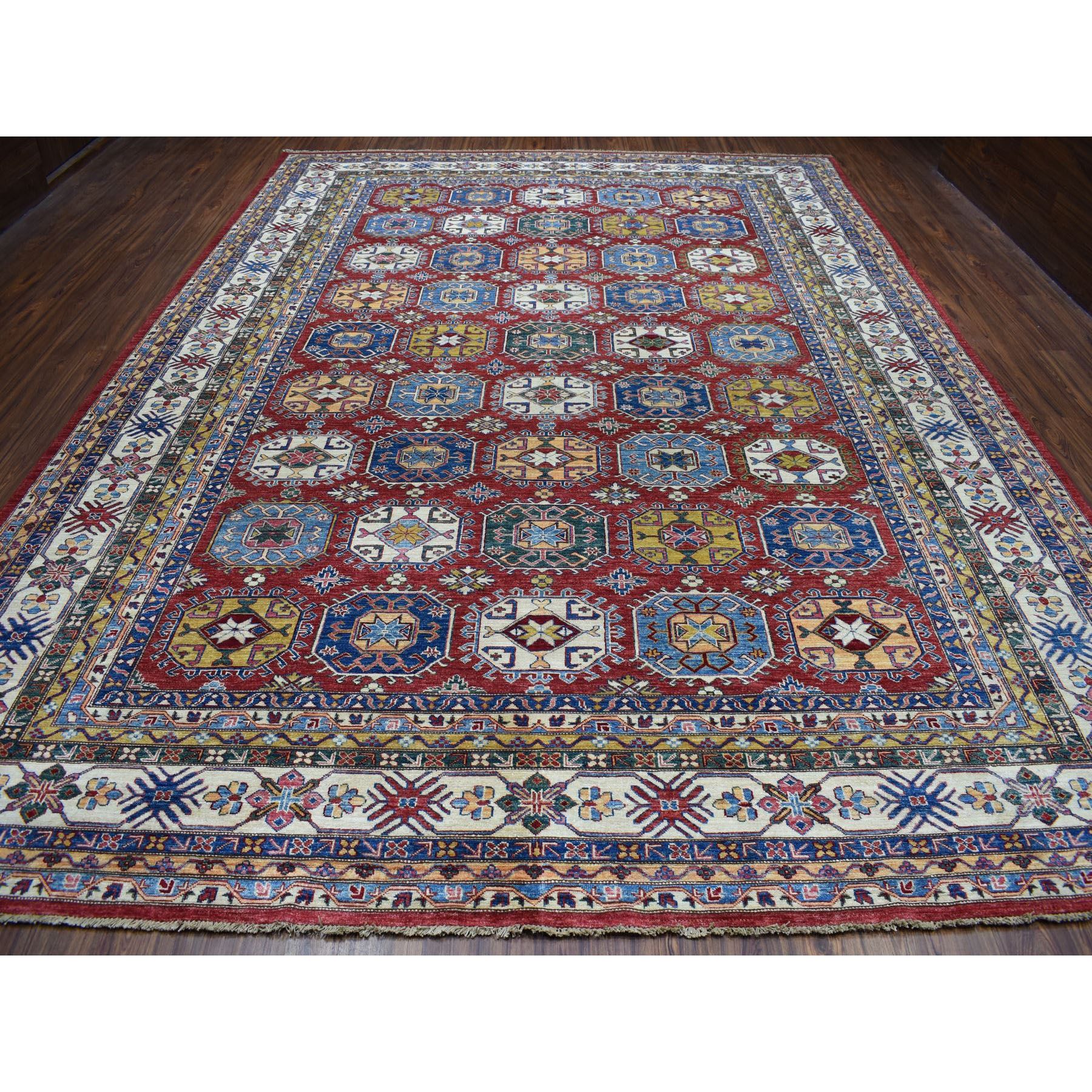  Wool Hand-Knotted Area Rug 10'8