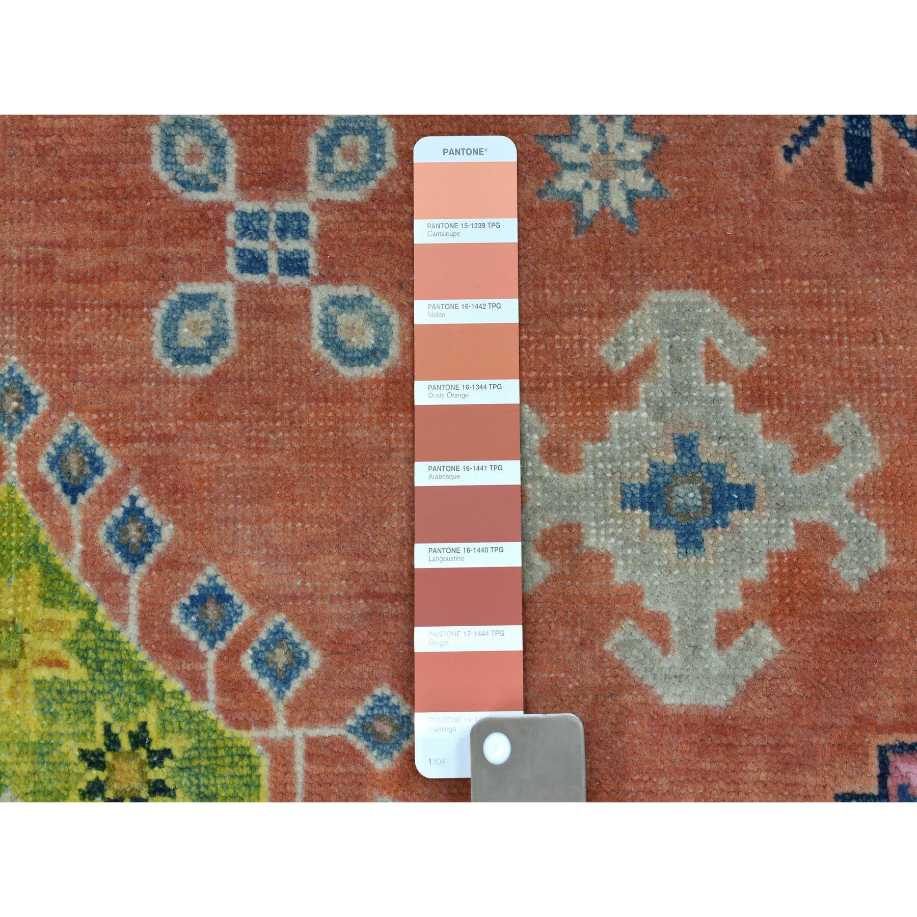 8'10"x11'9" Colorful Coral Fusion Kazak Pure Wool Hand Knotted Oriental Rug